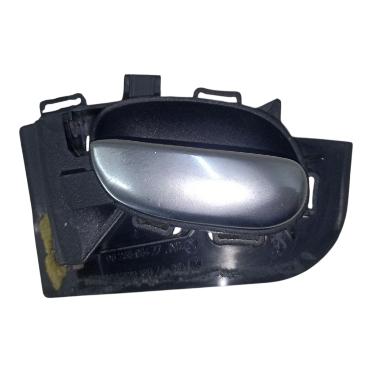 Maçaneta Dianteira Peugeot 206 Esq 2002 2003 2004 A 2008