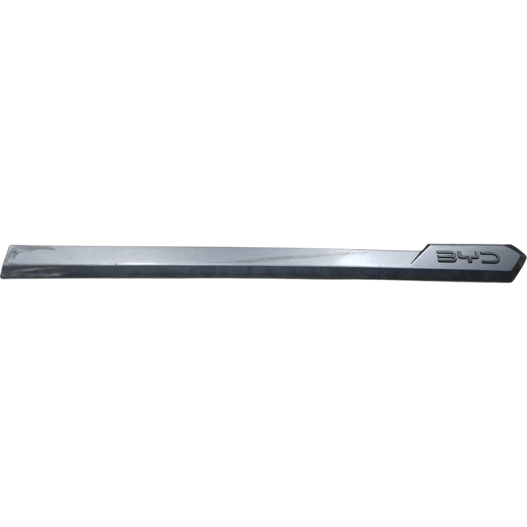 moldura interna dianteira direita byd king GL 2025