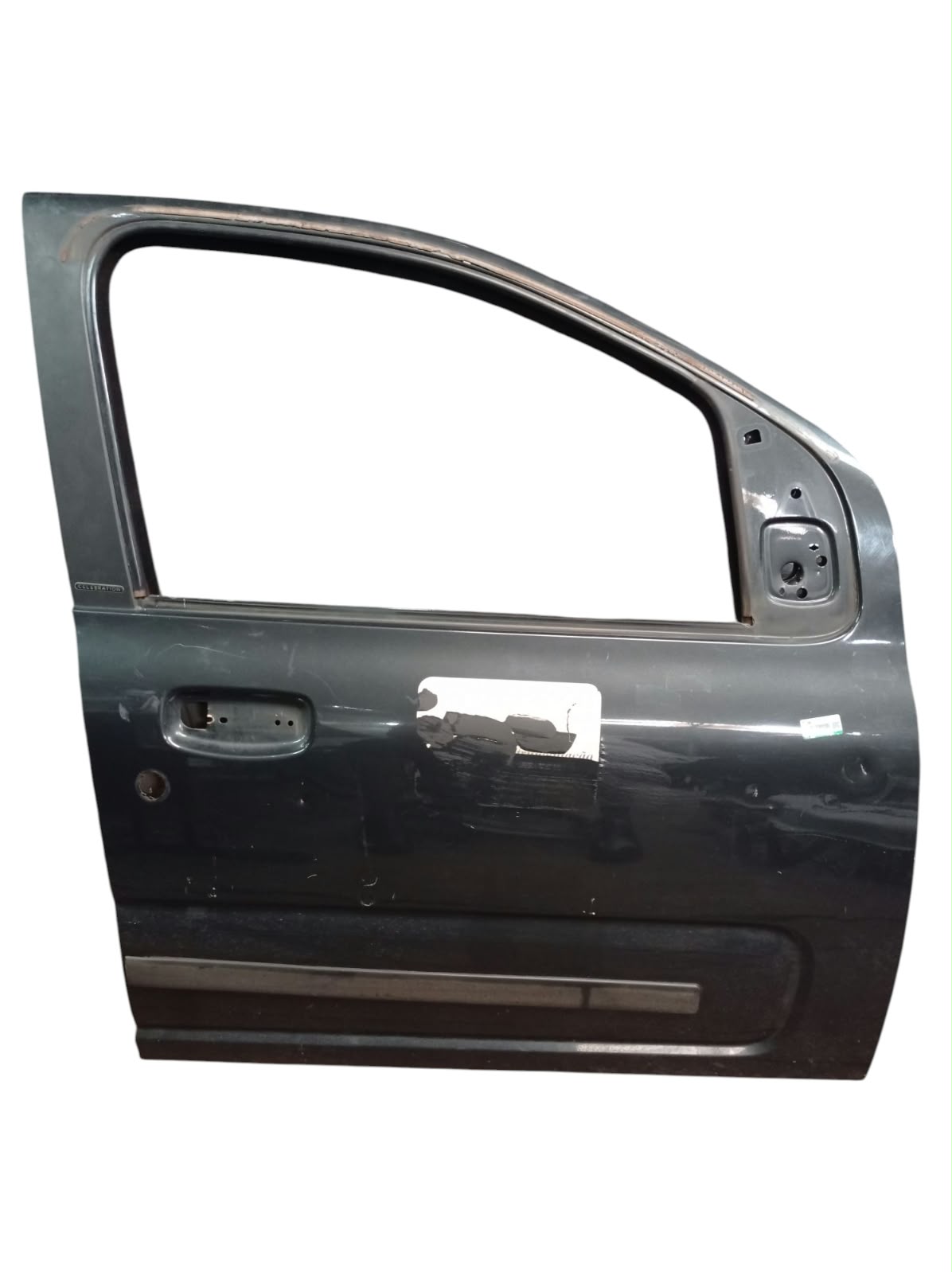 PORTA DIANTEIRA DIREITA FIAT UNO VIVACE 2010 A 2016