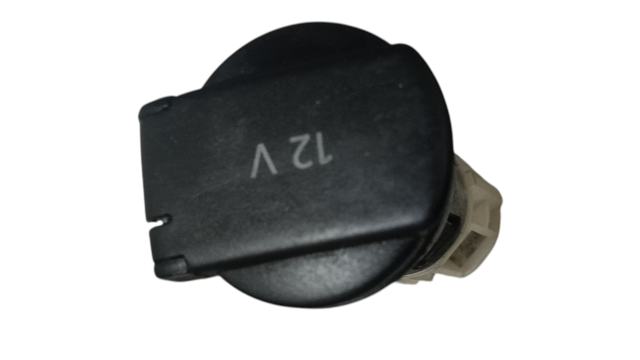 tomada de 12V Fox 2015 a 2020