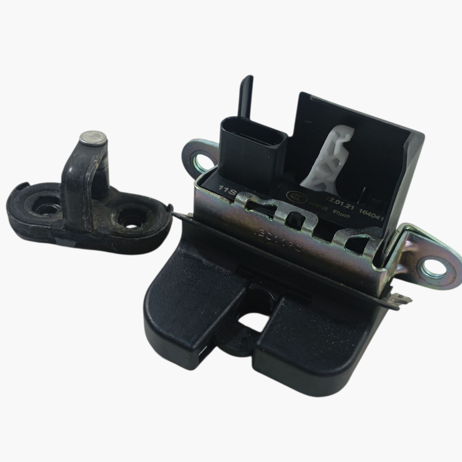 Fechadura tampa traseira Volkswagen Tcross Hl turbo 1.4 2021