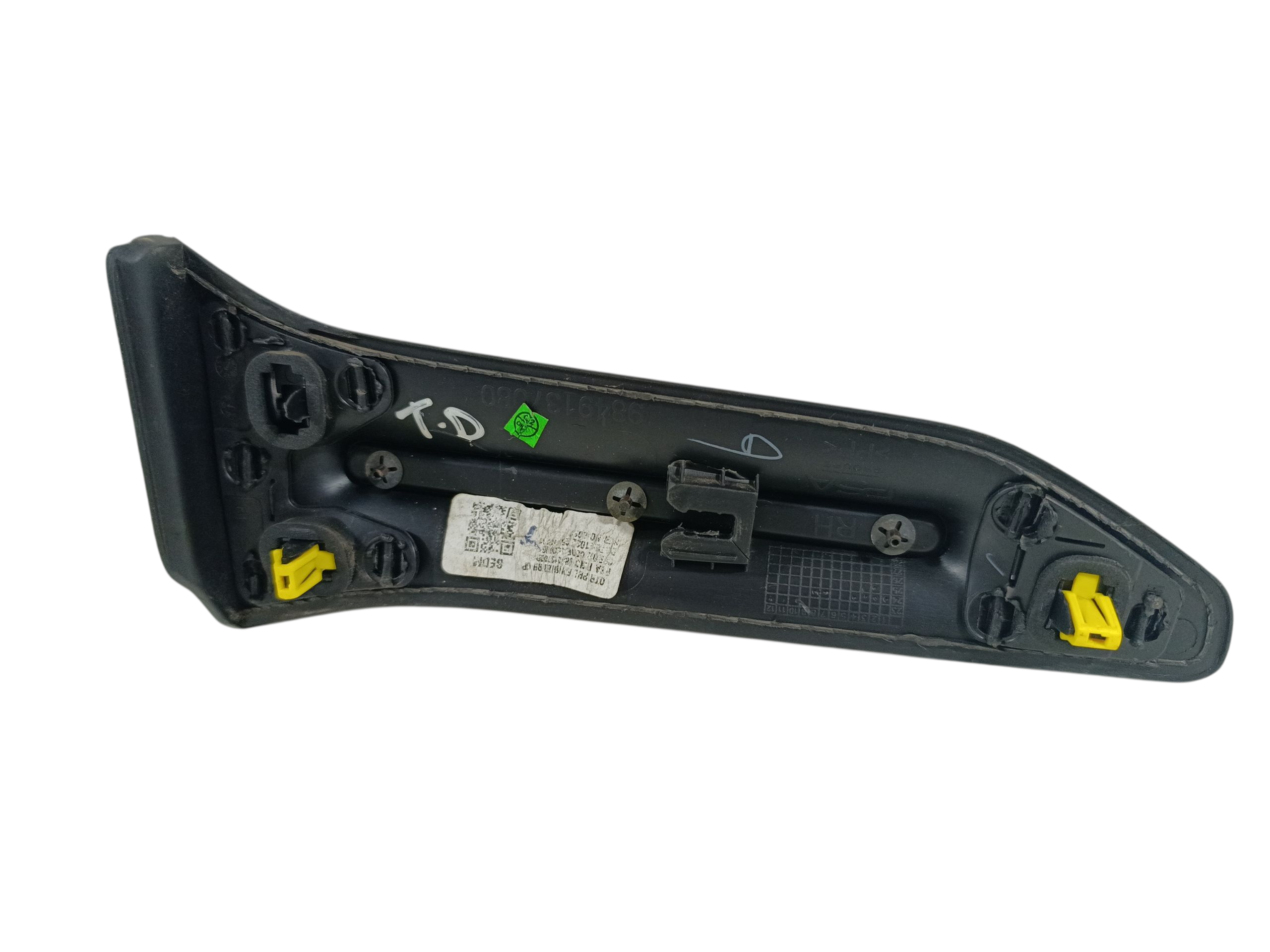 Moldura Externa Lateral Traseira Direita Citroen Basalt Shine 2025 5