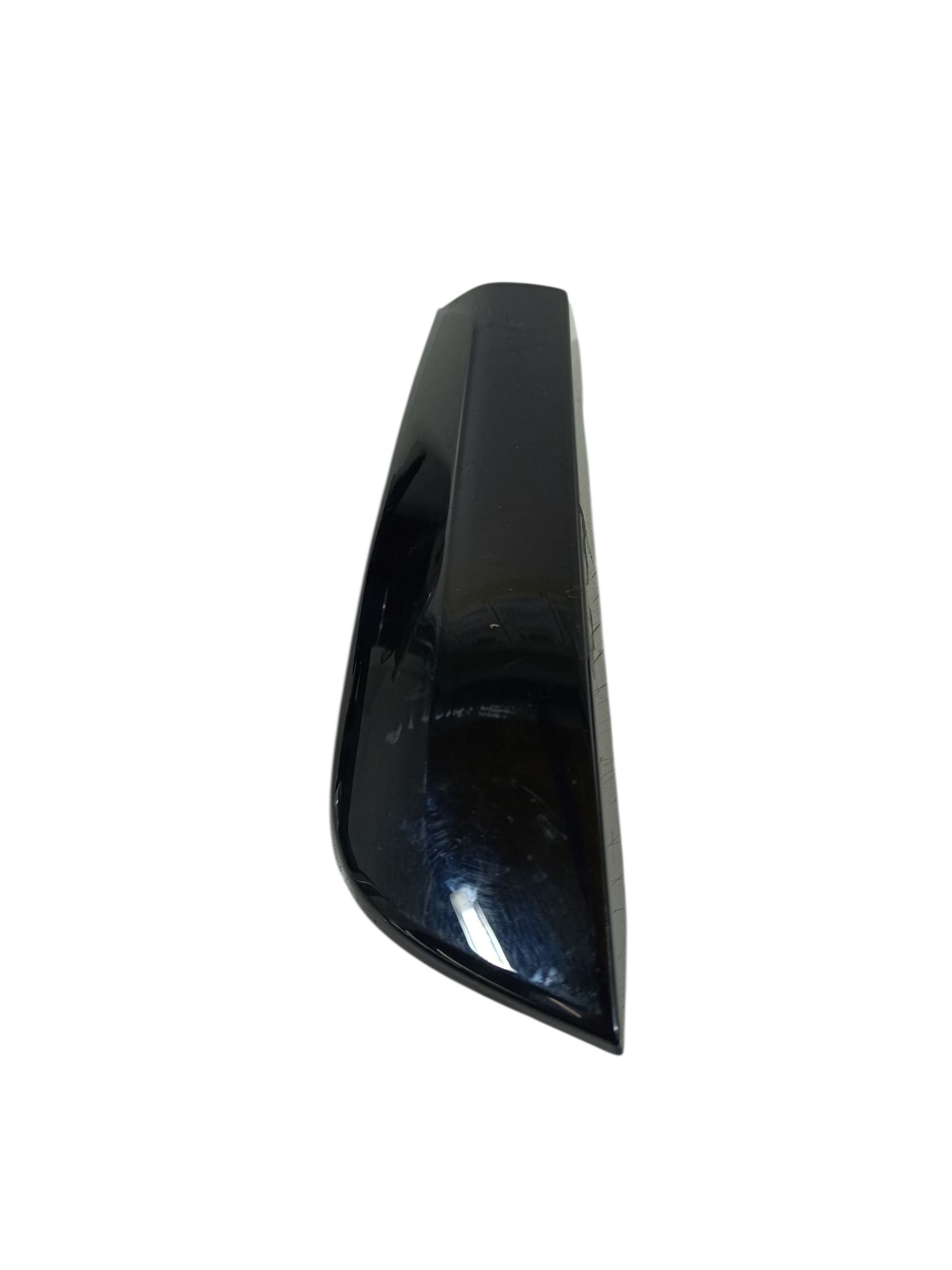 acabamento lateral traseiro esquerdo chery tiggo 5x sport 2027