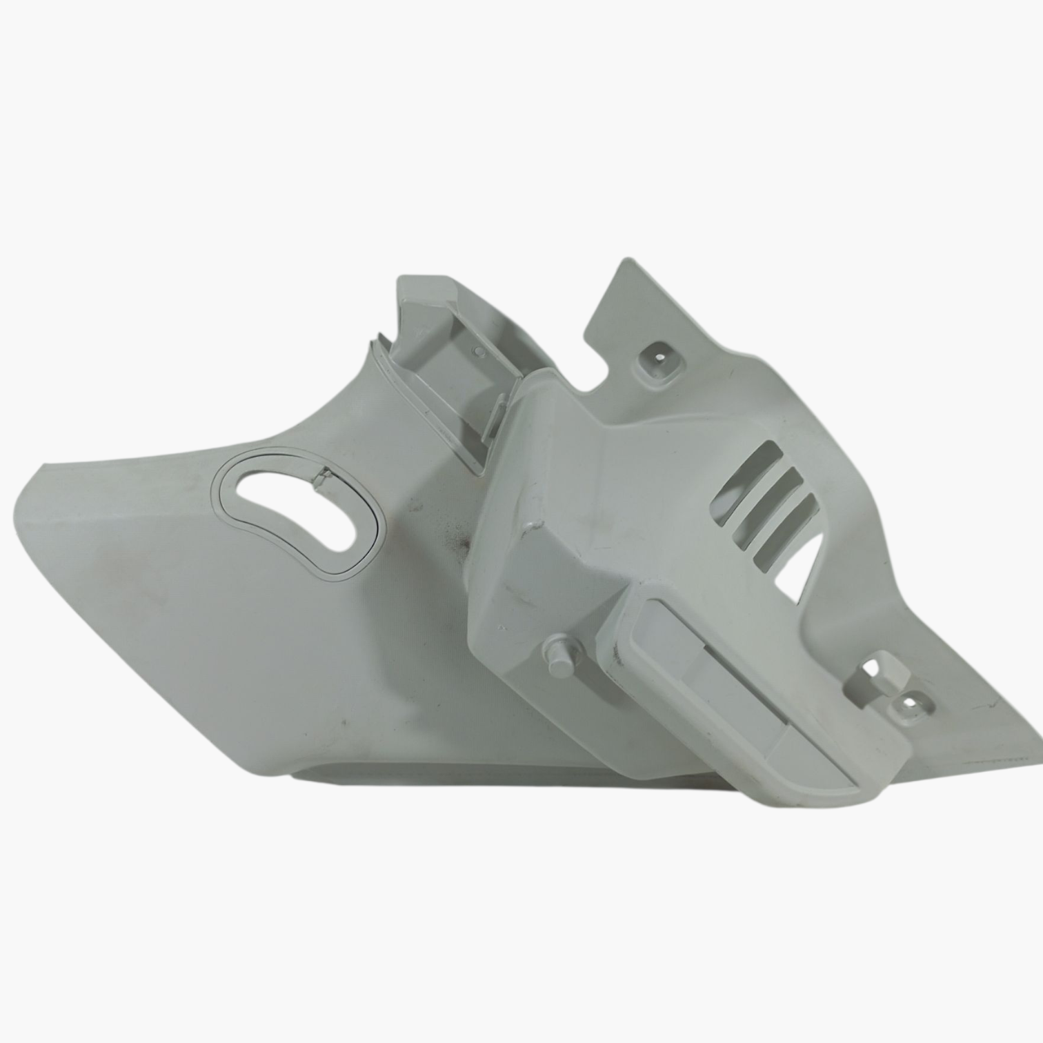 Moldura coluna porta malas traseiro esquerdo Fiat Pulse Tf200 1.0 2023