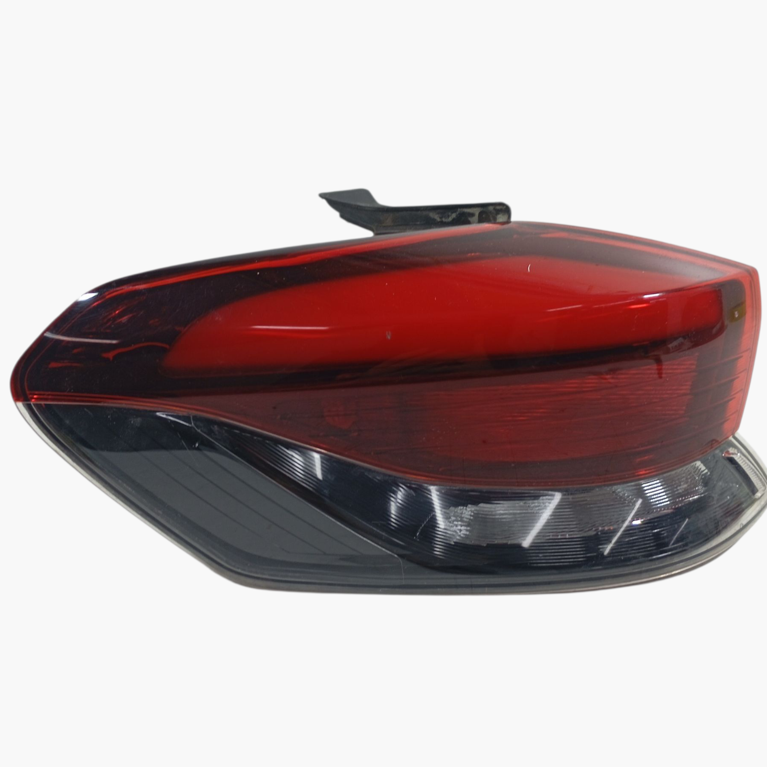 Lanterna traseira esquerda Fiat Pulse TF200 1.0 2023