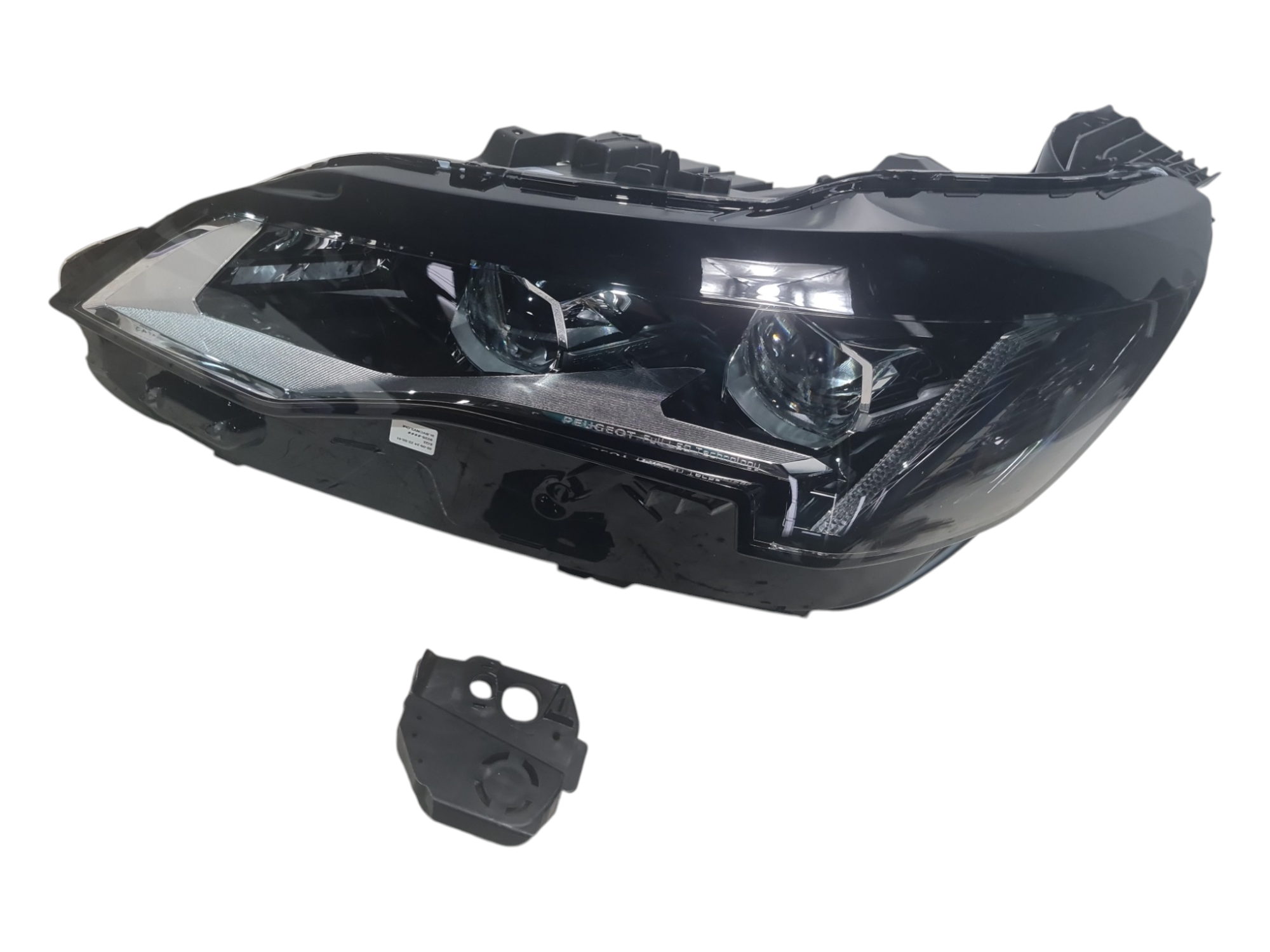 Farol diant esquerdo Peugeot 3008 e 5008 2021 a 2024 detalhe
