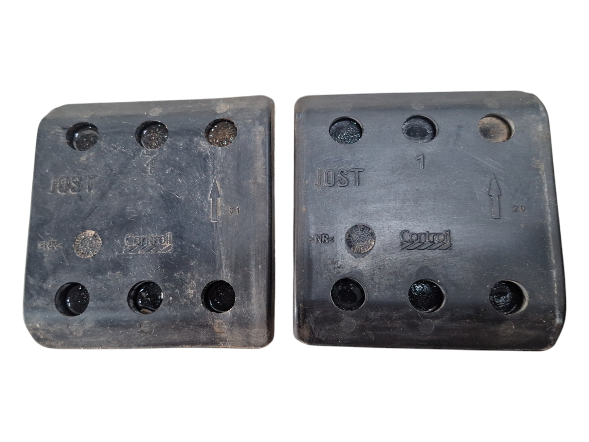 par coxim inferior quinta roda mercedes new actros 2548 2022