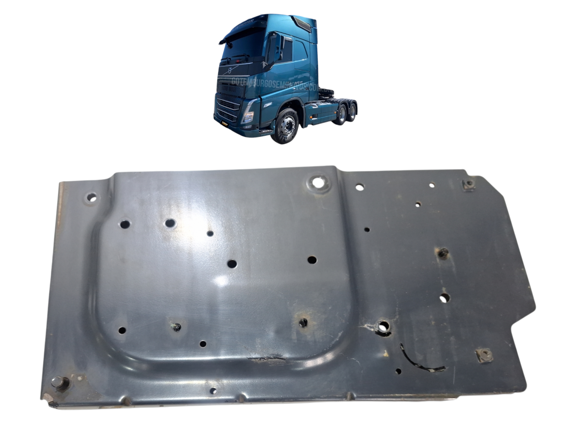 placa traseira central distribuiçao volvo fh 540 ano 2024