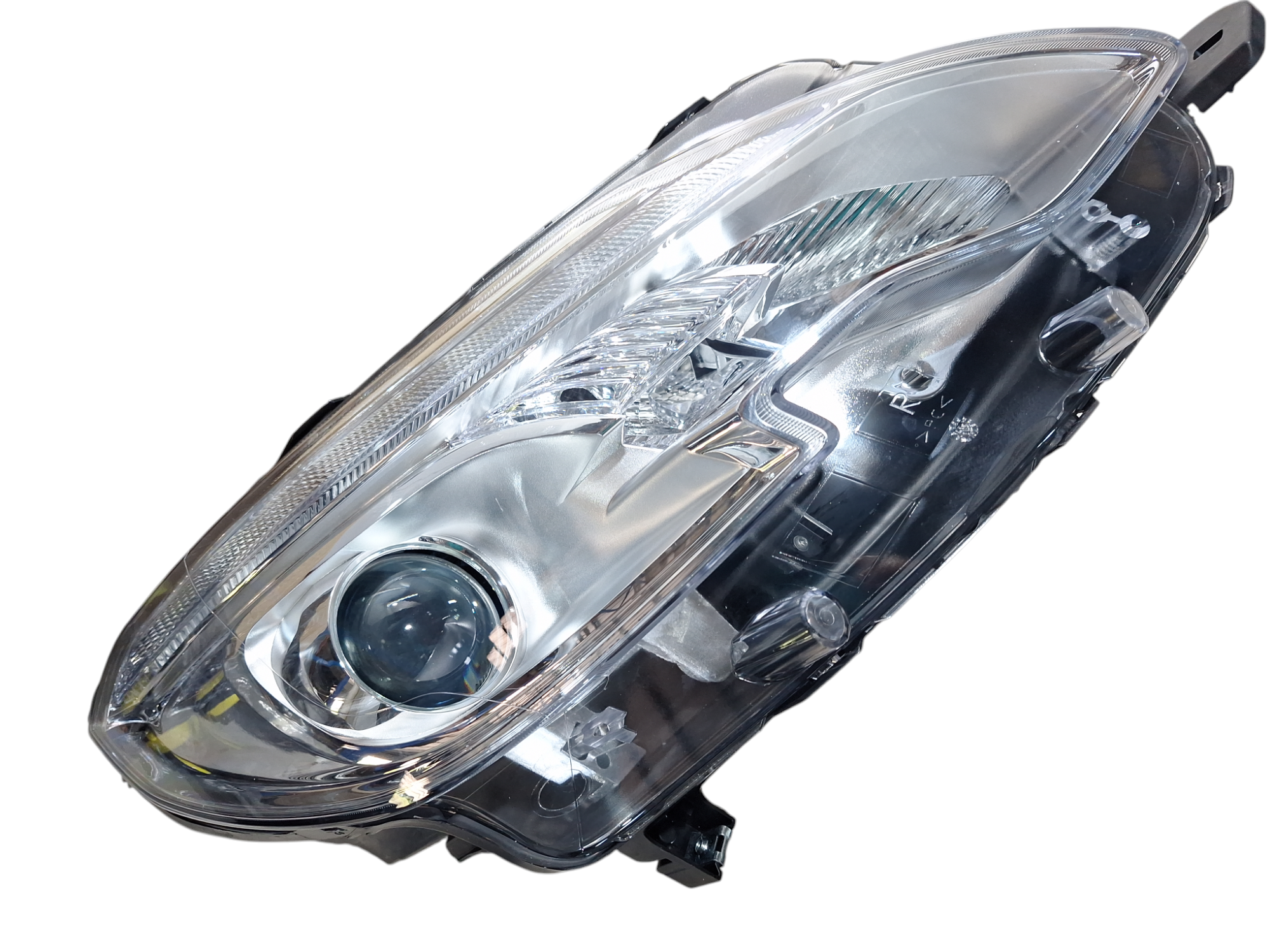 farol diant direito Peugeot 2008 ano 2015 a 2023 detalhes