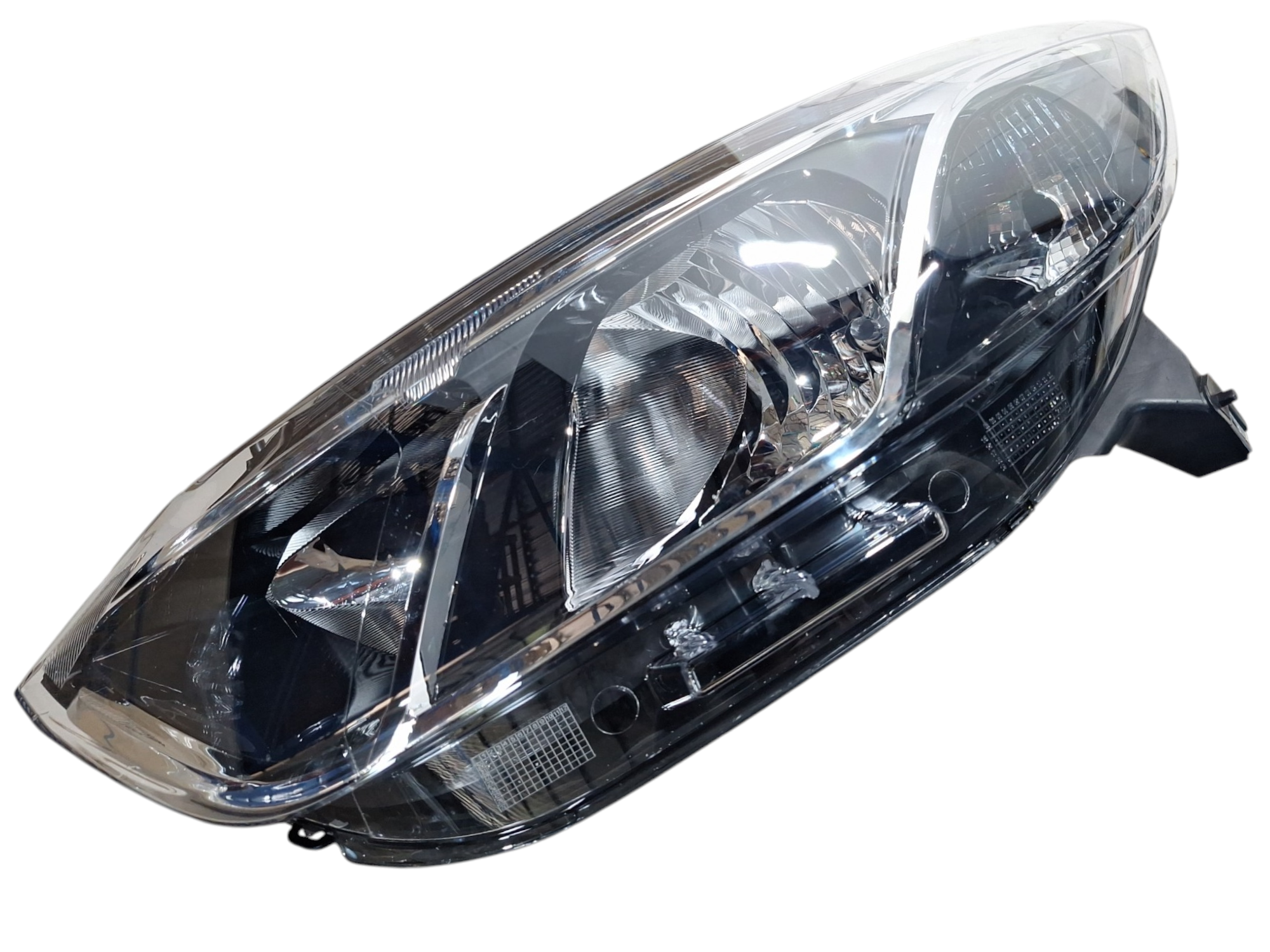 farol dianteiro esquerdo GM Cobalt 2016 2018 com detalhes