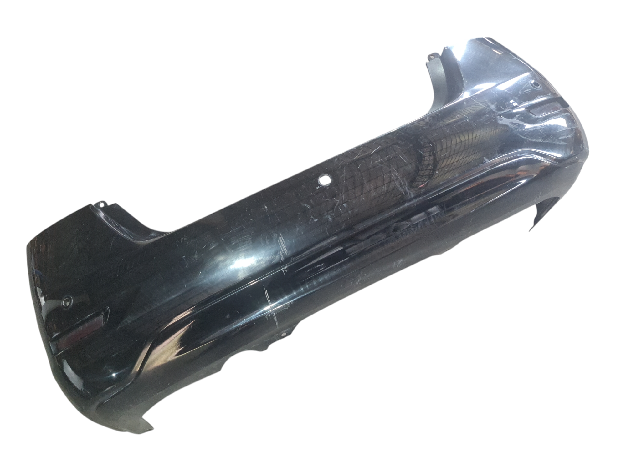 Parachoque traseiro Nissan Sentra ano 2015 2016 Com Detalhes