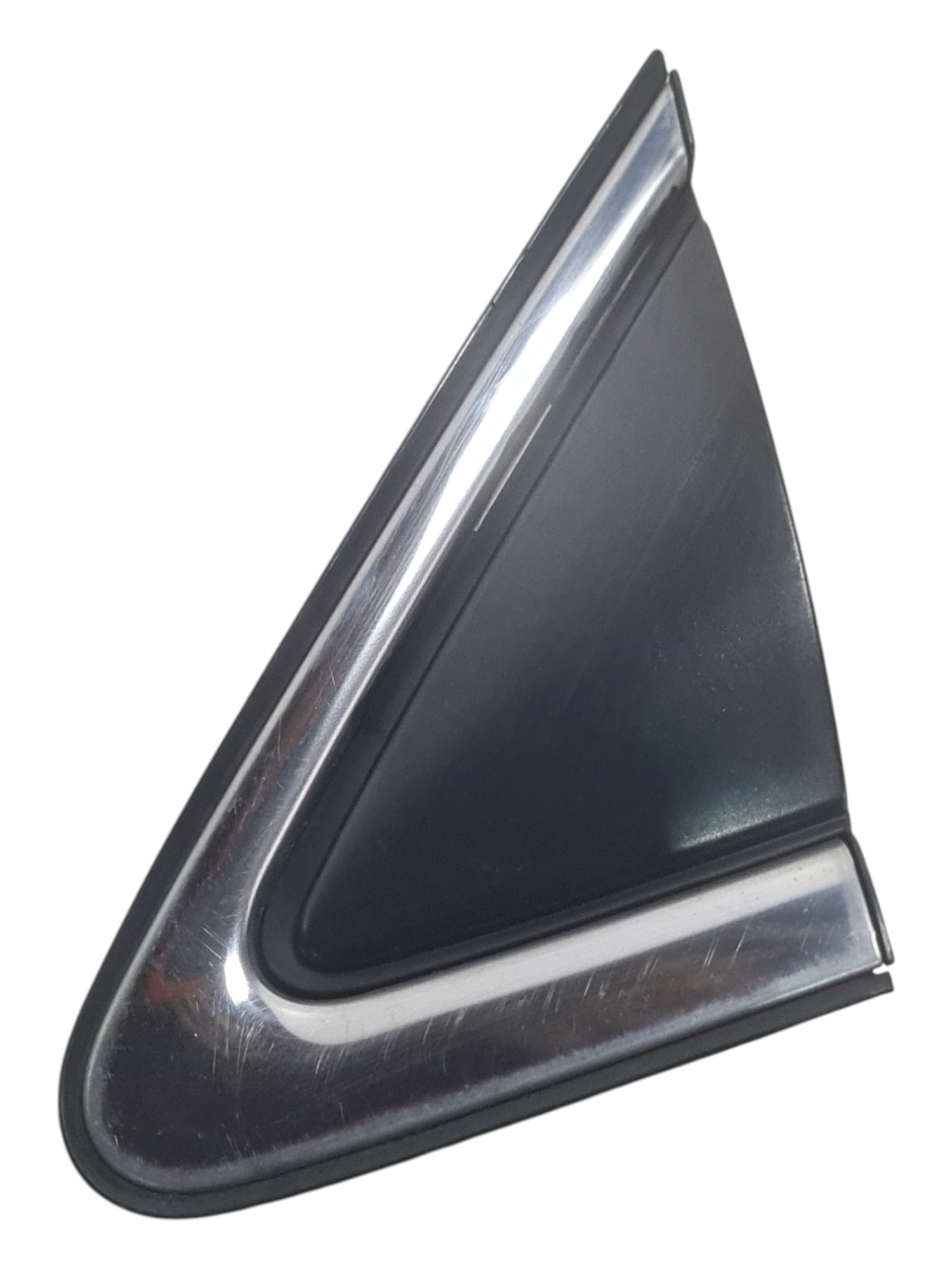 Acabamento ext retrovisor esquerdo Nissan Sentra 2015 a 2016