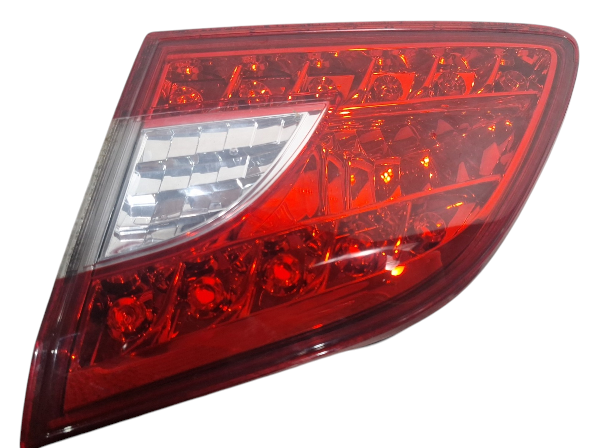 lanterna tampa traseira direita nissan sentra 2015 a 2016