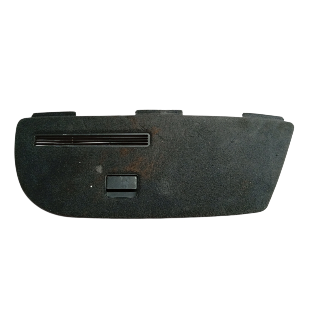 Acabamento Direito Tampa Porta Malas Direito Audi A3 97 2005