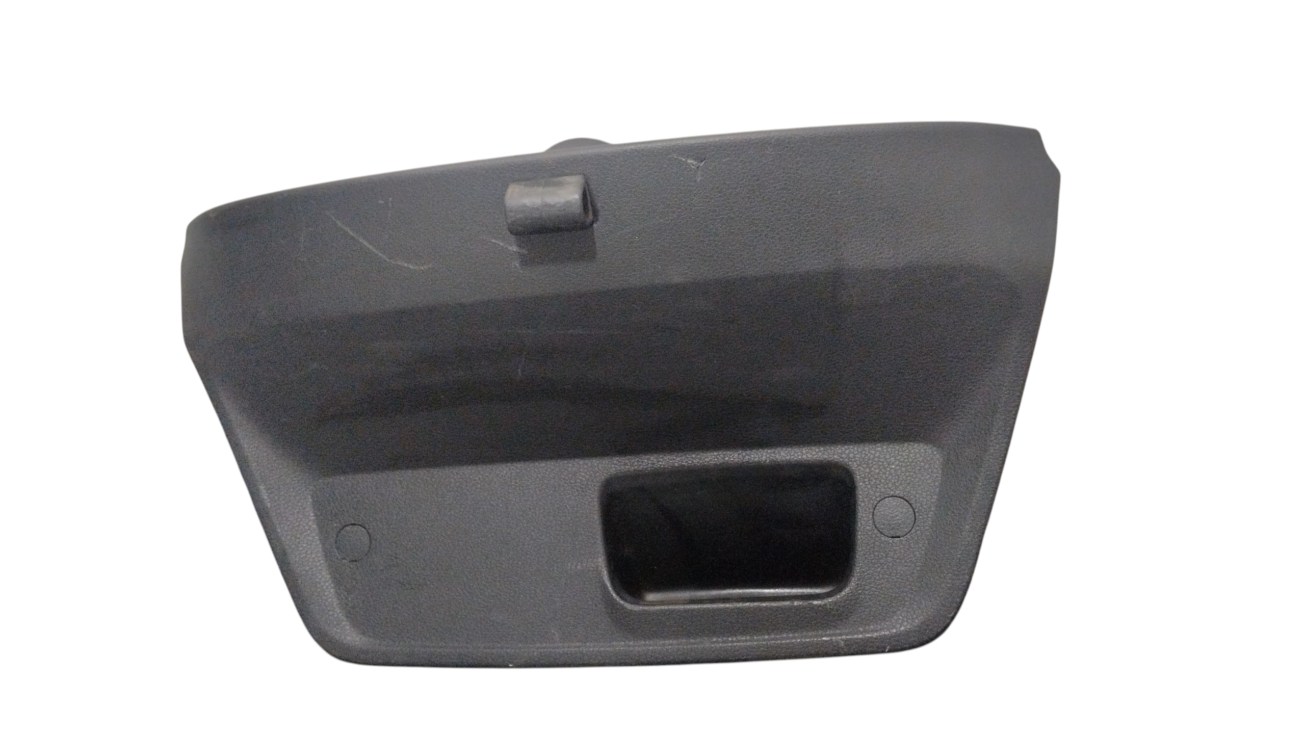 Moldura tampa traseira VW Gol G8 2018 a 2022