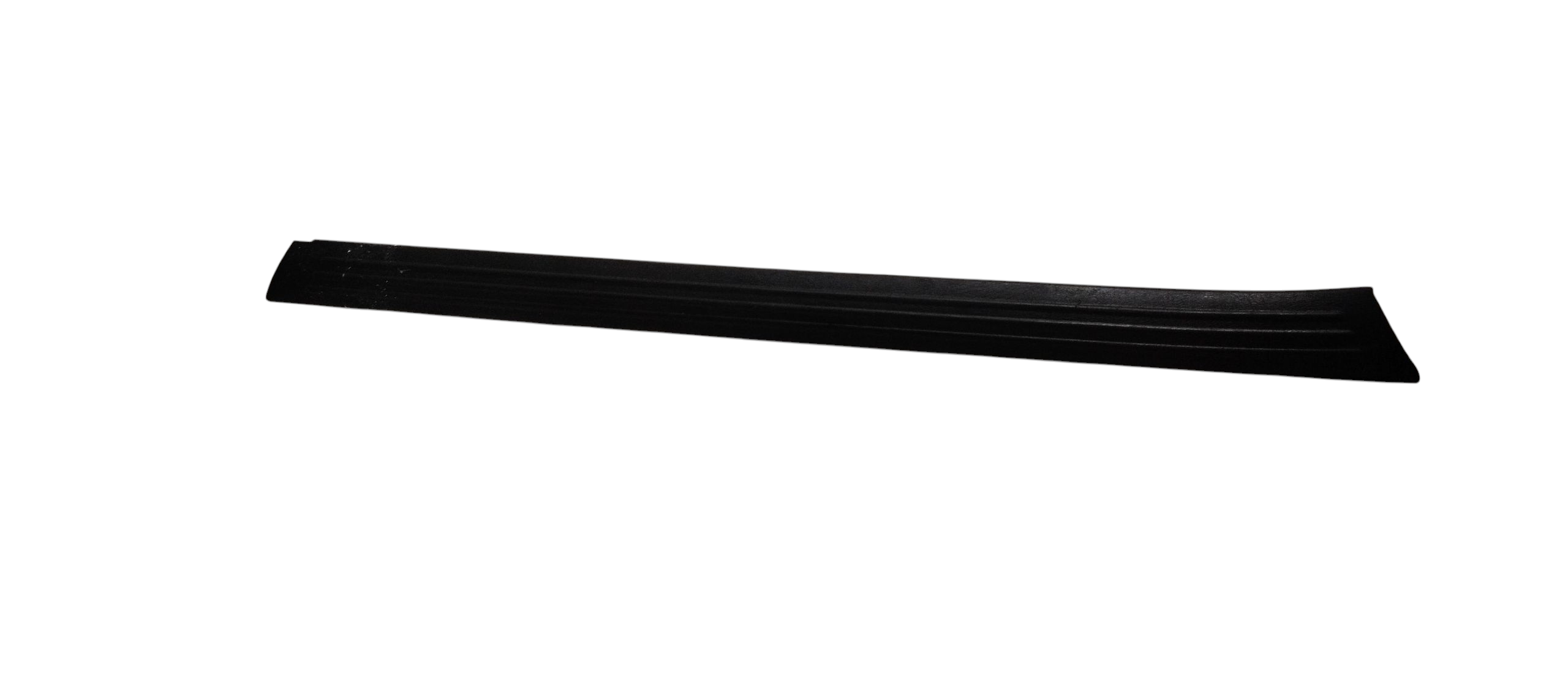 Soleira dianteira direita Ford Focus 2001 a 2008 1