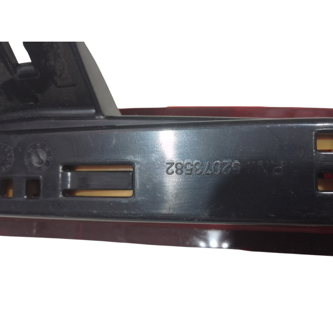 Brake luz light black freio porta mala gm prisma