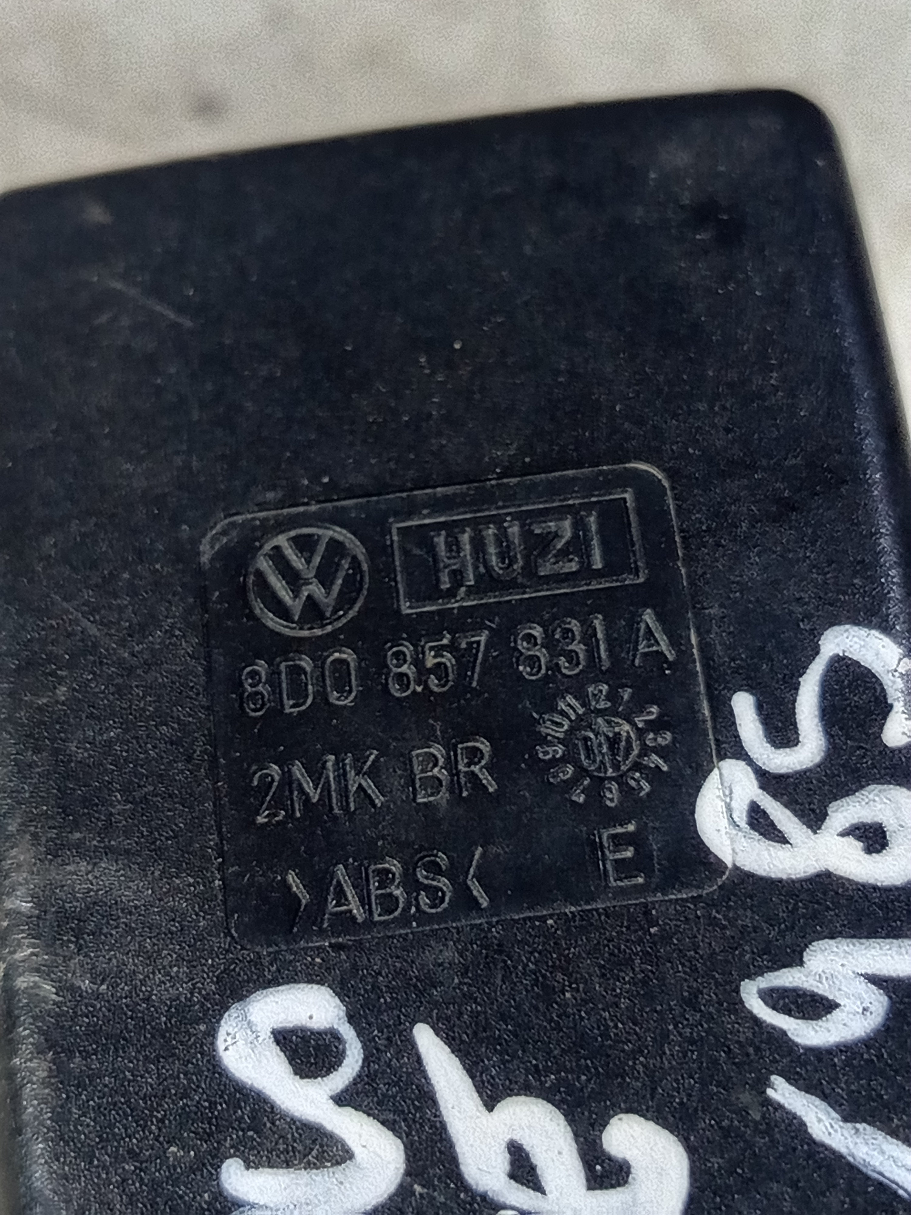 Engate Fecho Cinto Traseiro Volkswagen Polo 2008 A 2012