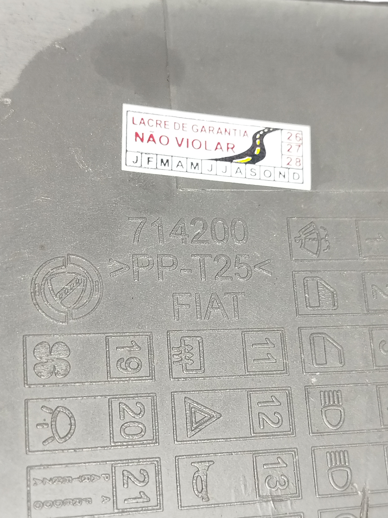 Tampa Fusível Fiat Palio Siena 1999 714200 2