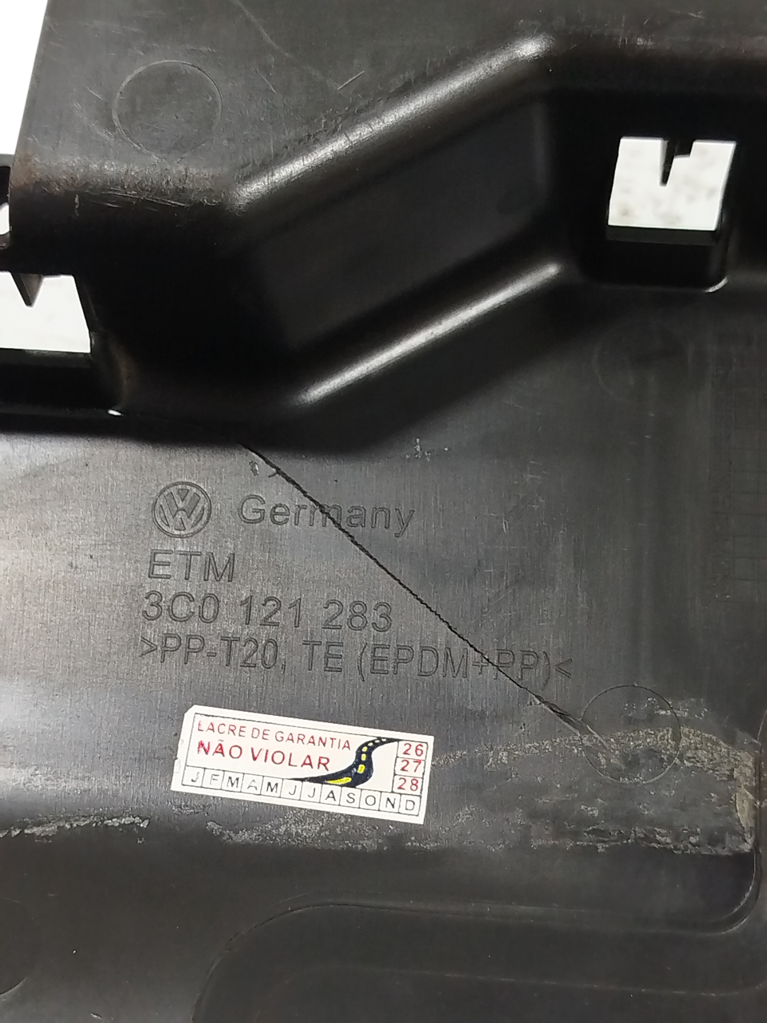 Defletor Radiador Ar Vw Passat Variant 2006 Original 3