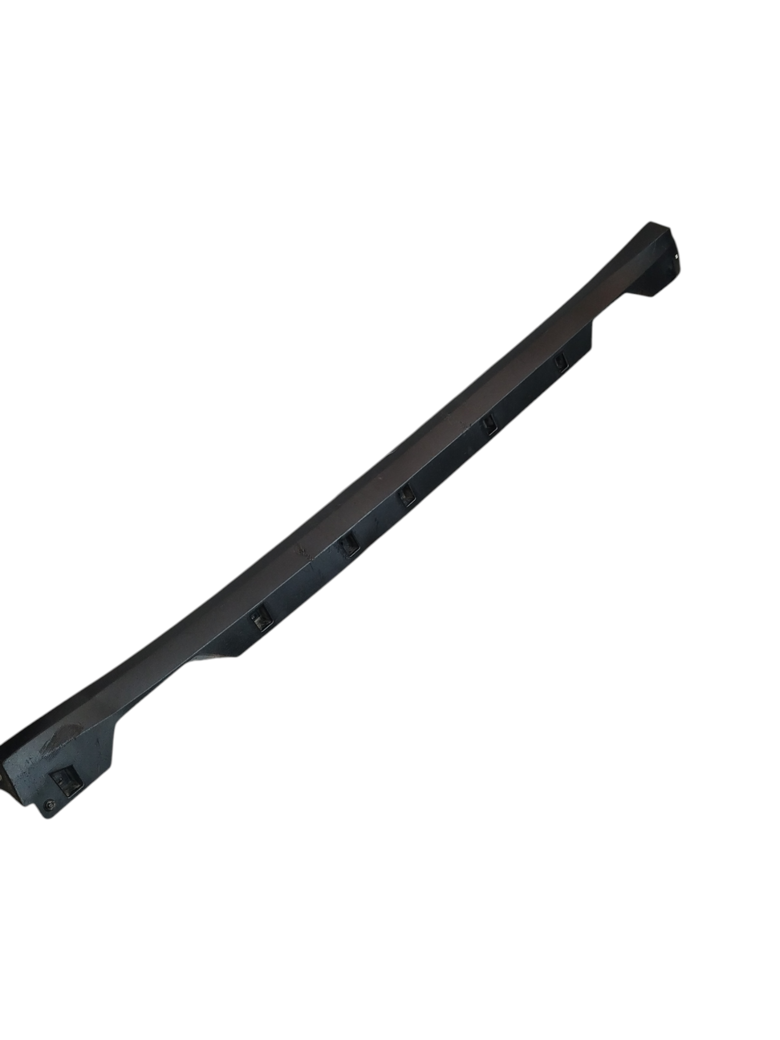 Soleira Esquerda Gm Tracker 2023 Preto 2