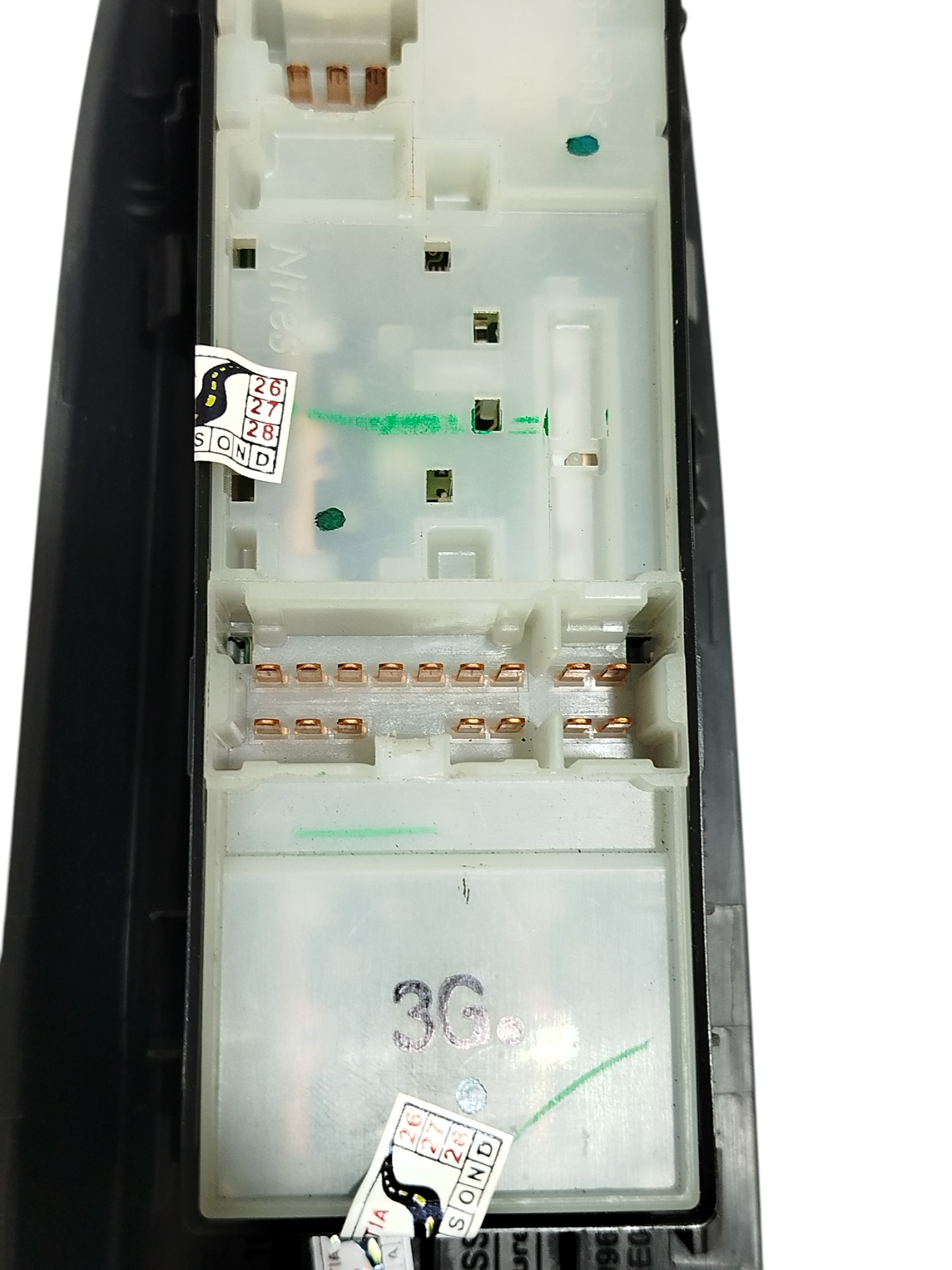 Moldura Botões Comando Vidro Motorist Diant Esq Nissan Versa 4