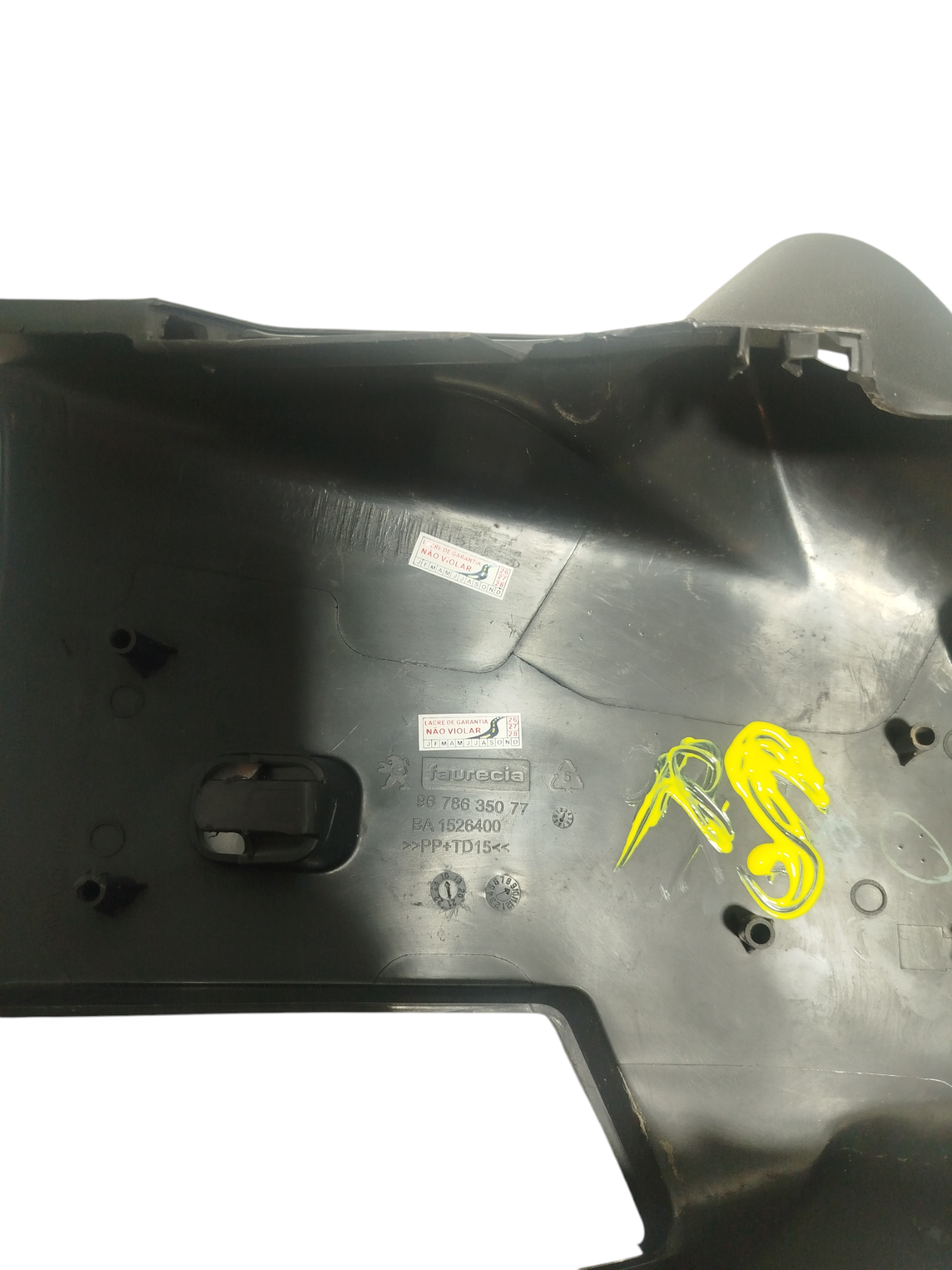 Acabamento Inferior Coluna Volante Dir Peugeot 208 2014 Orig 6