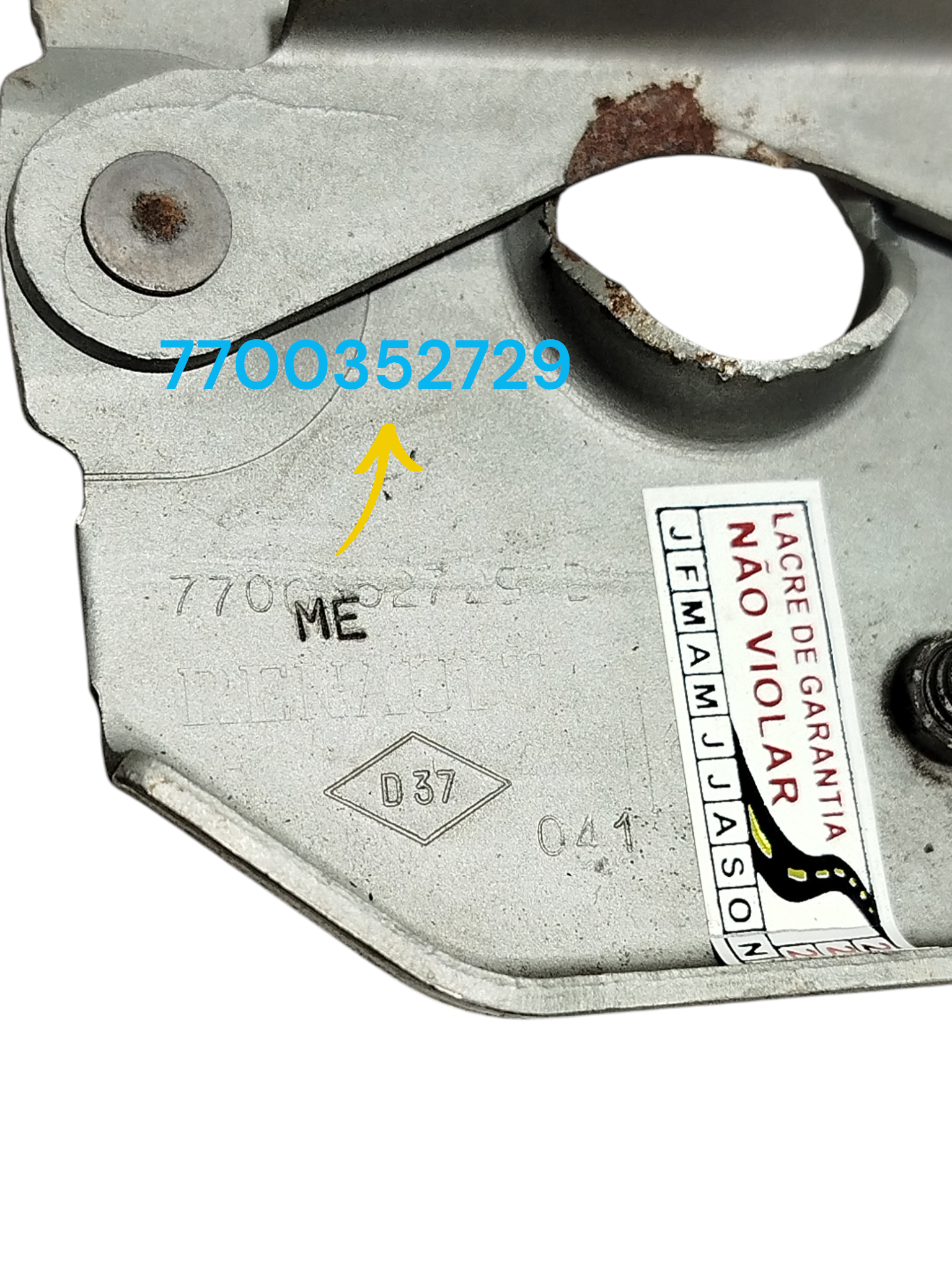 Fechadura Inferior Capô Renault Clio 2001 7700352729 1