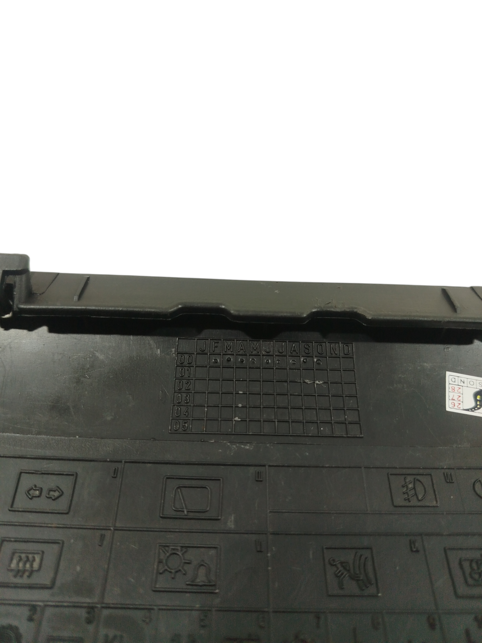 tampa caixa fusível GM Corsa 2003 897630331 2