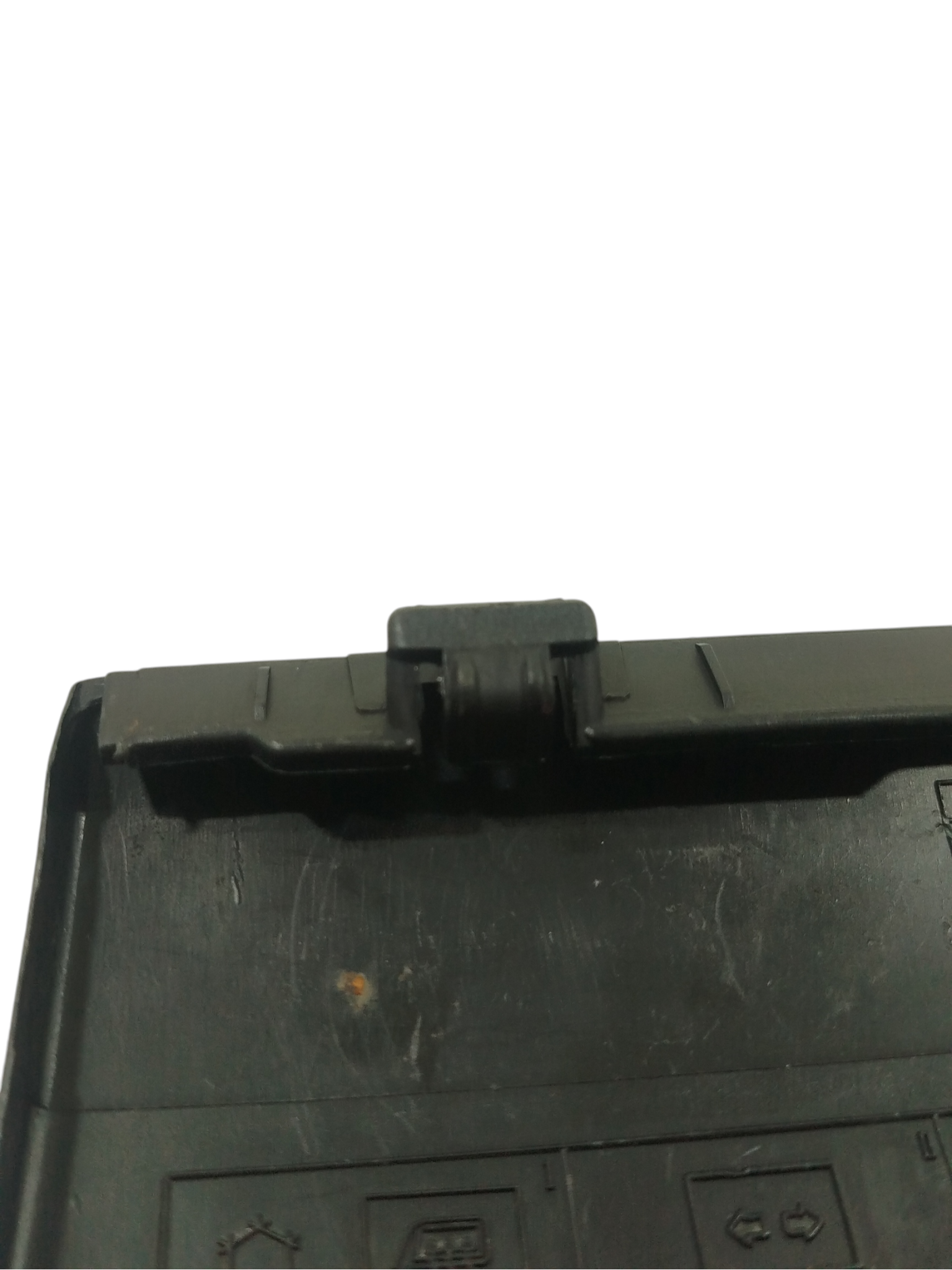 tampa caixa fusível GM Corsa 2003 897630331 6