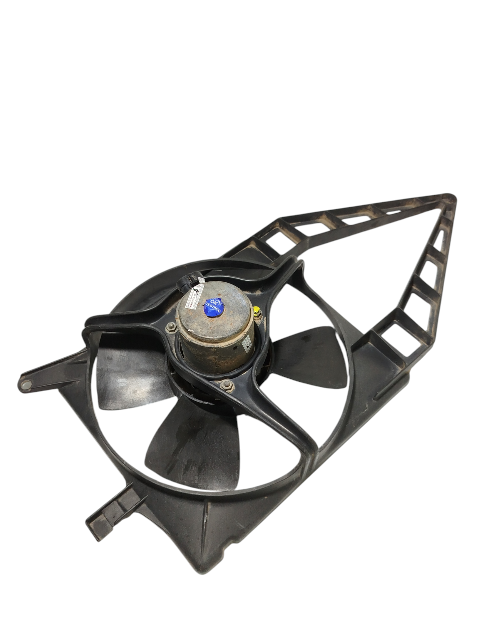 Defletor Ventoinha Radiador Chevrolet Corsa 2001 90410053 6