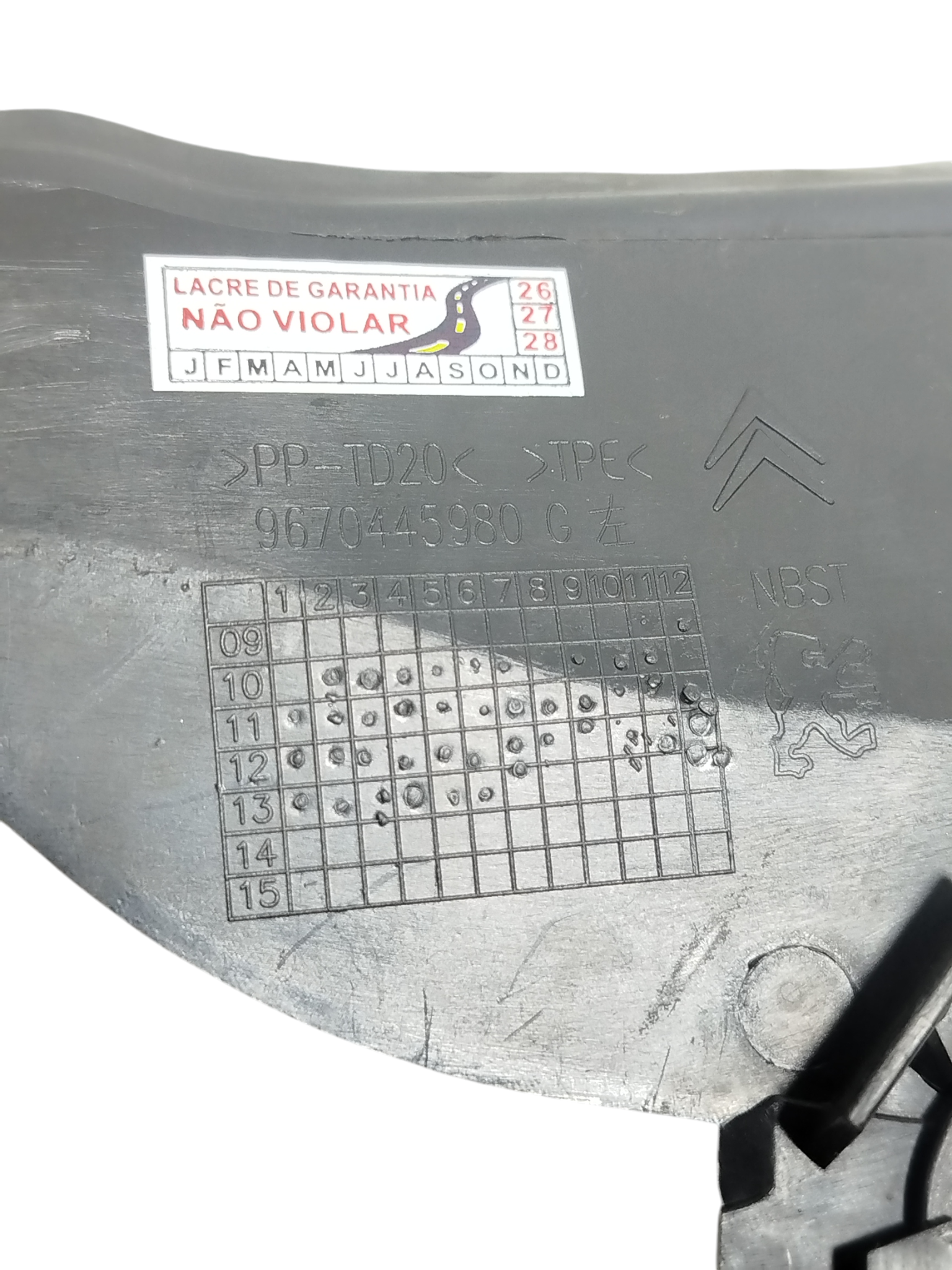 Acabamento Churrasqueira Esquerda Parabri Peugeot 408 2014