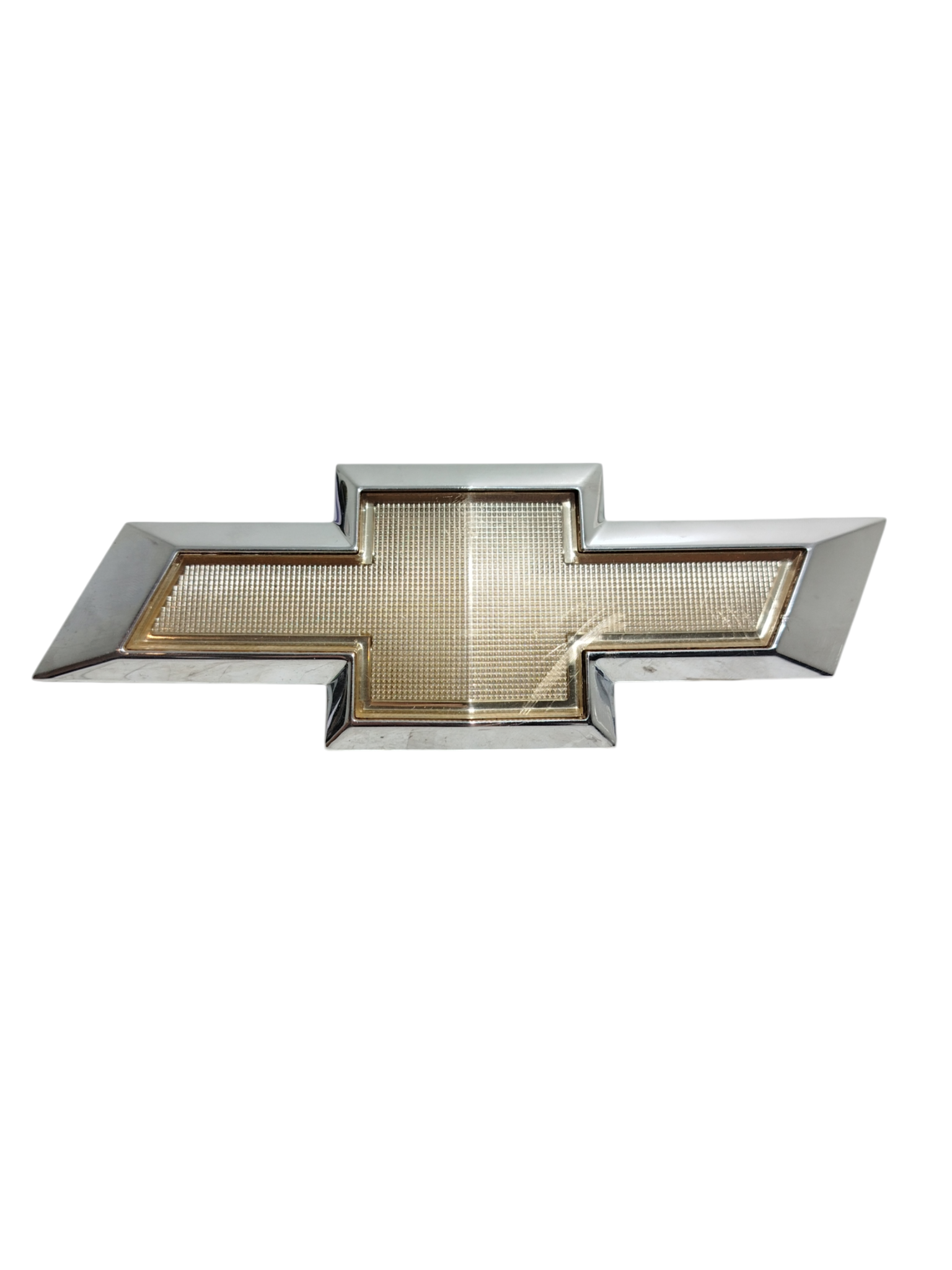 Emblema Grade Chevrolet Onix 2016 94747898 10