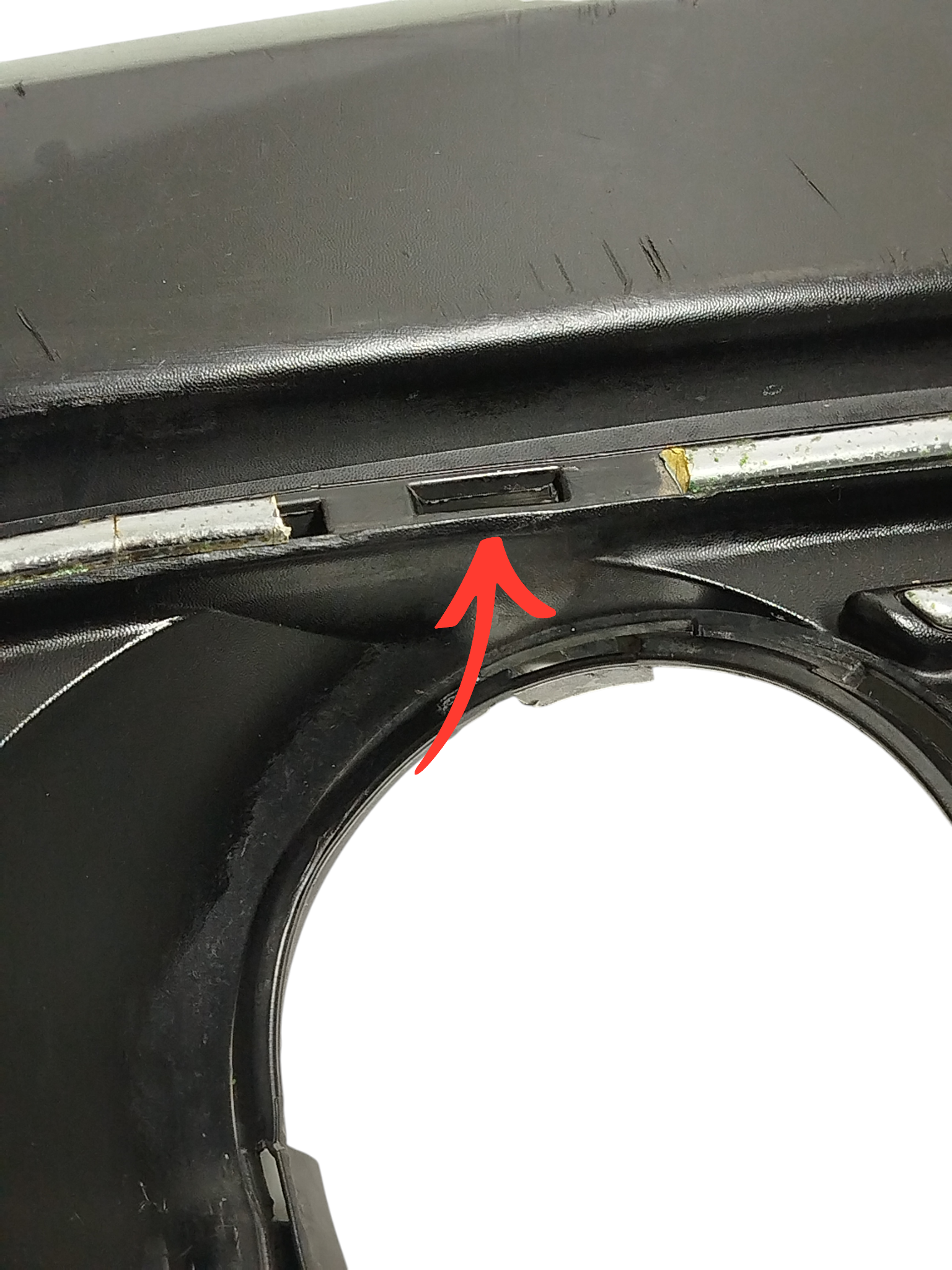 Moldura Farol Milha Esquerda Peugeot 2008 2013 9684350277 Preto Esquerdo 2