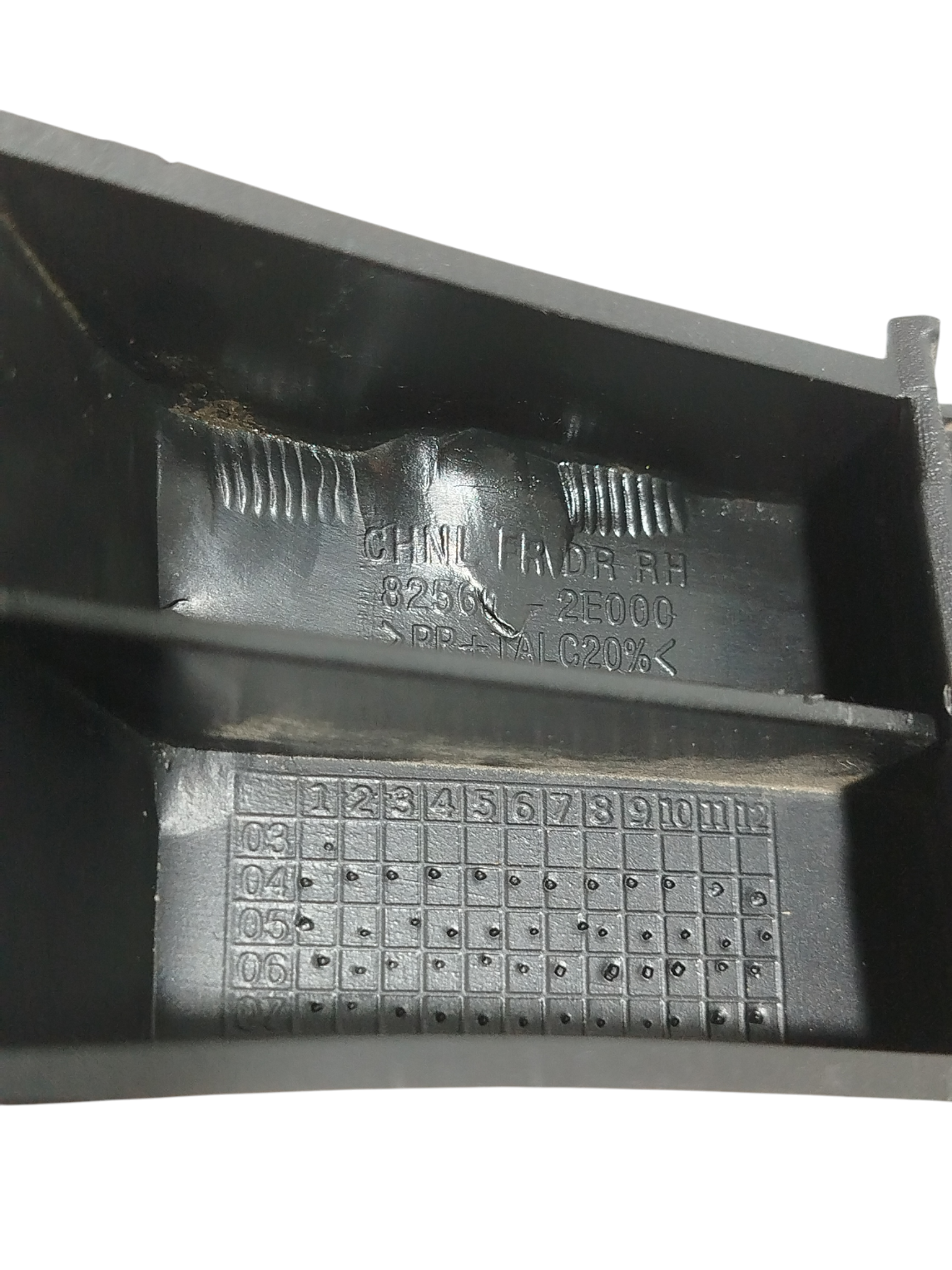 Guia Vidr Diant Dir Hyundai Tucson 2013 825612e000 Preto