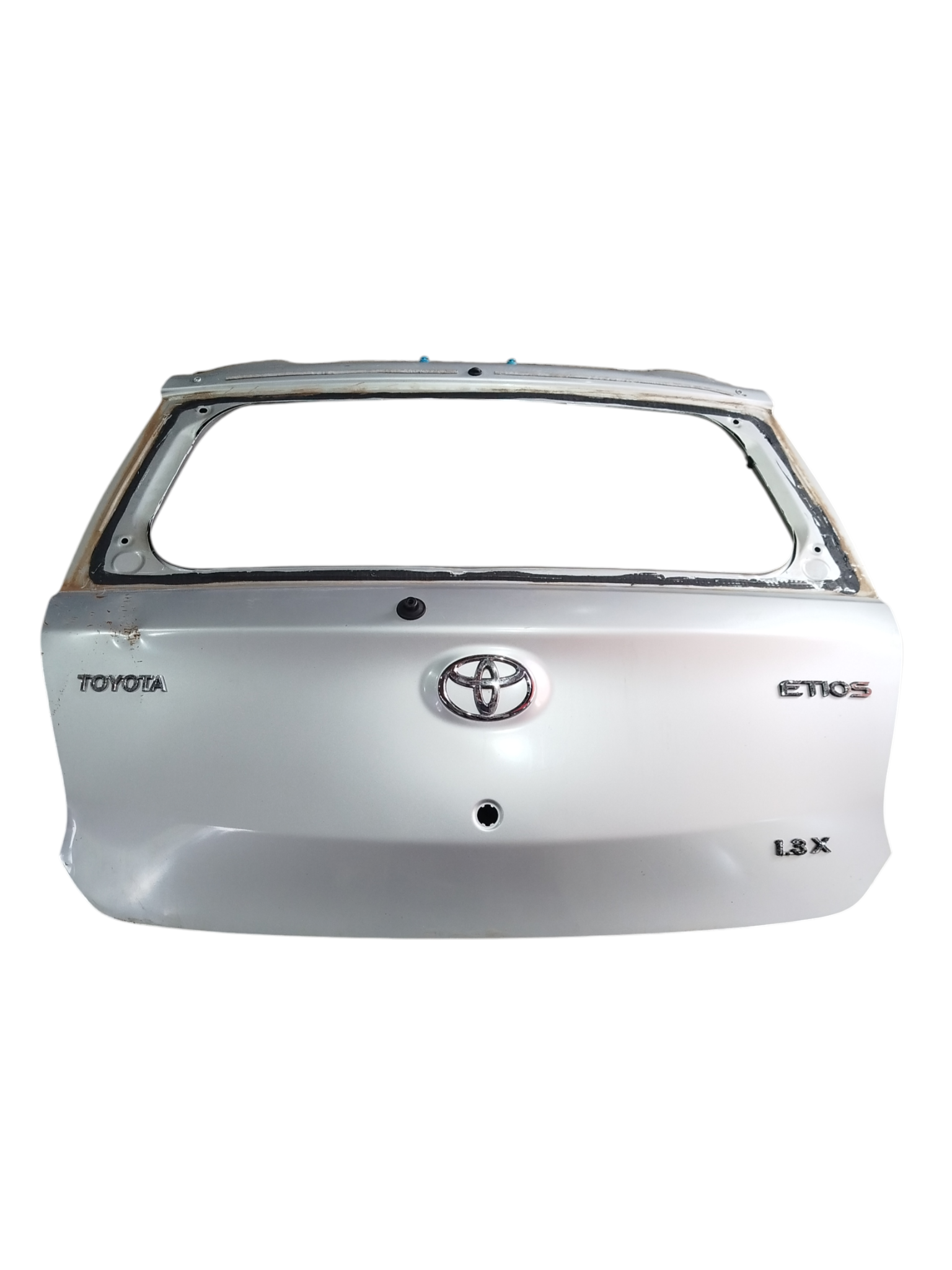 Tampa Traseira Toyota Etios 2015