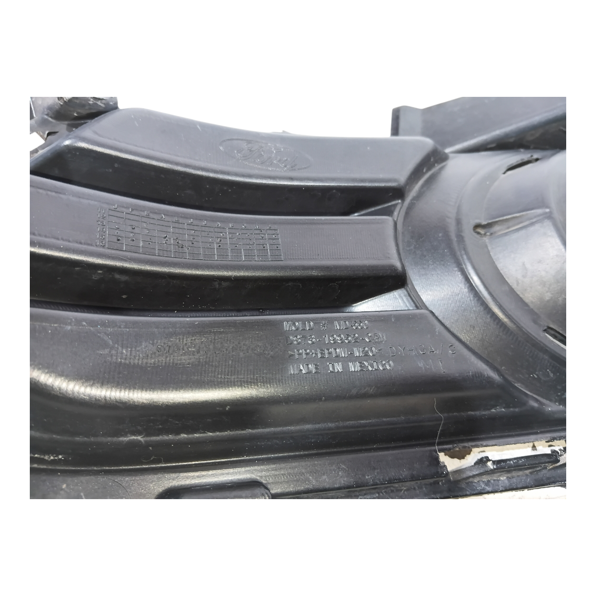 Grade Moldura Farol Milha Diant Dire Ford Fusion 2014 A 2017 3