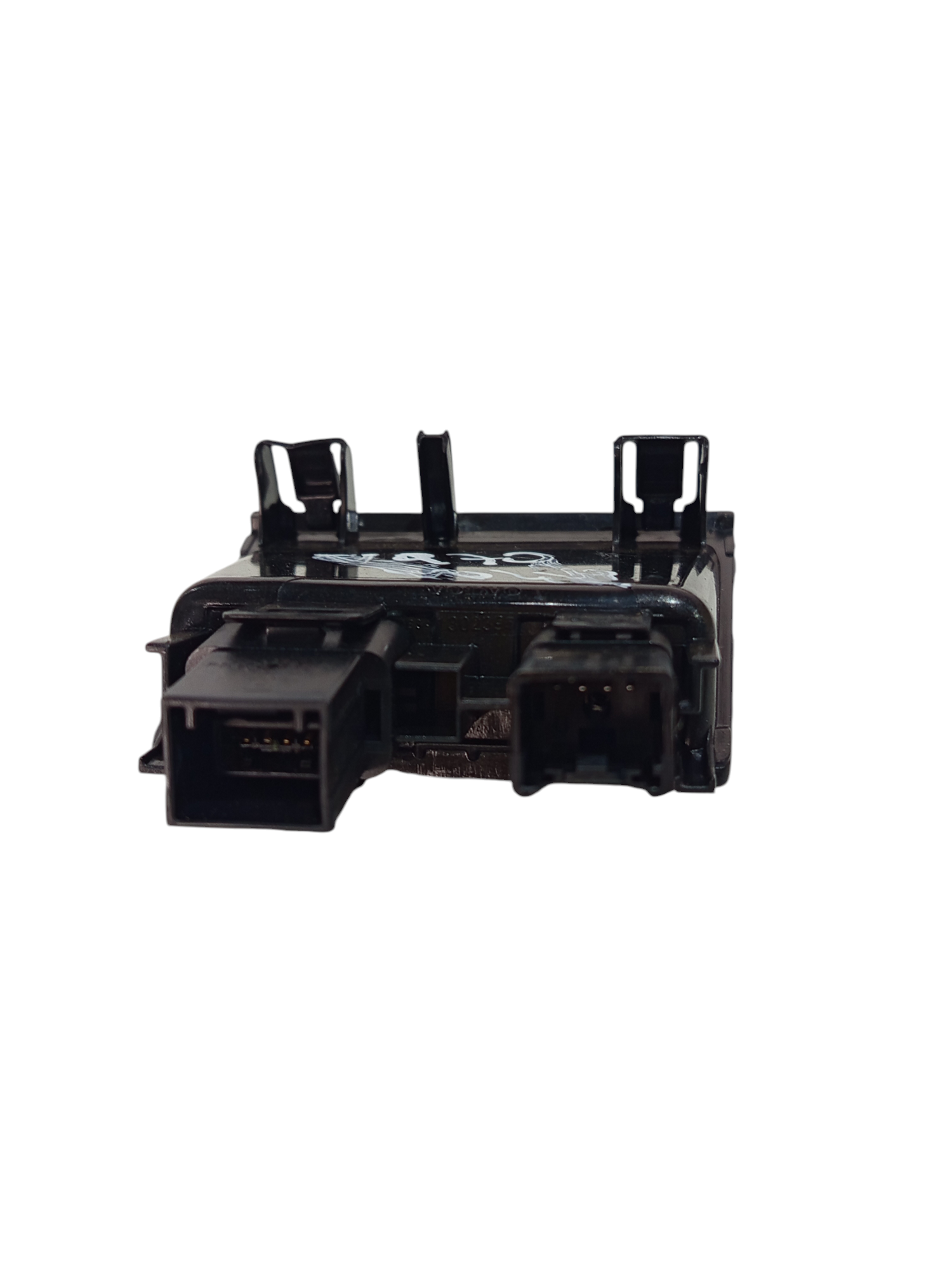 Acabamento Entrada Auxiliar Usb Volvo Xc60 T5 2013/2017 5