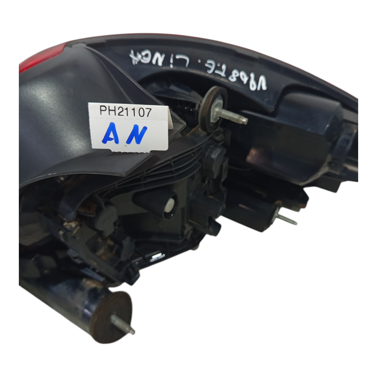 lanterna esquerda fiat Linea 2009 a 2012 c/avaria 6