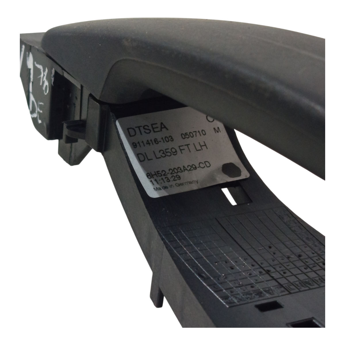 Macaneta Externa Diantei Esquerda Gm Vectra 1997 A 2004 4