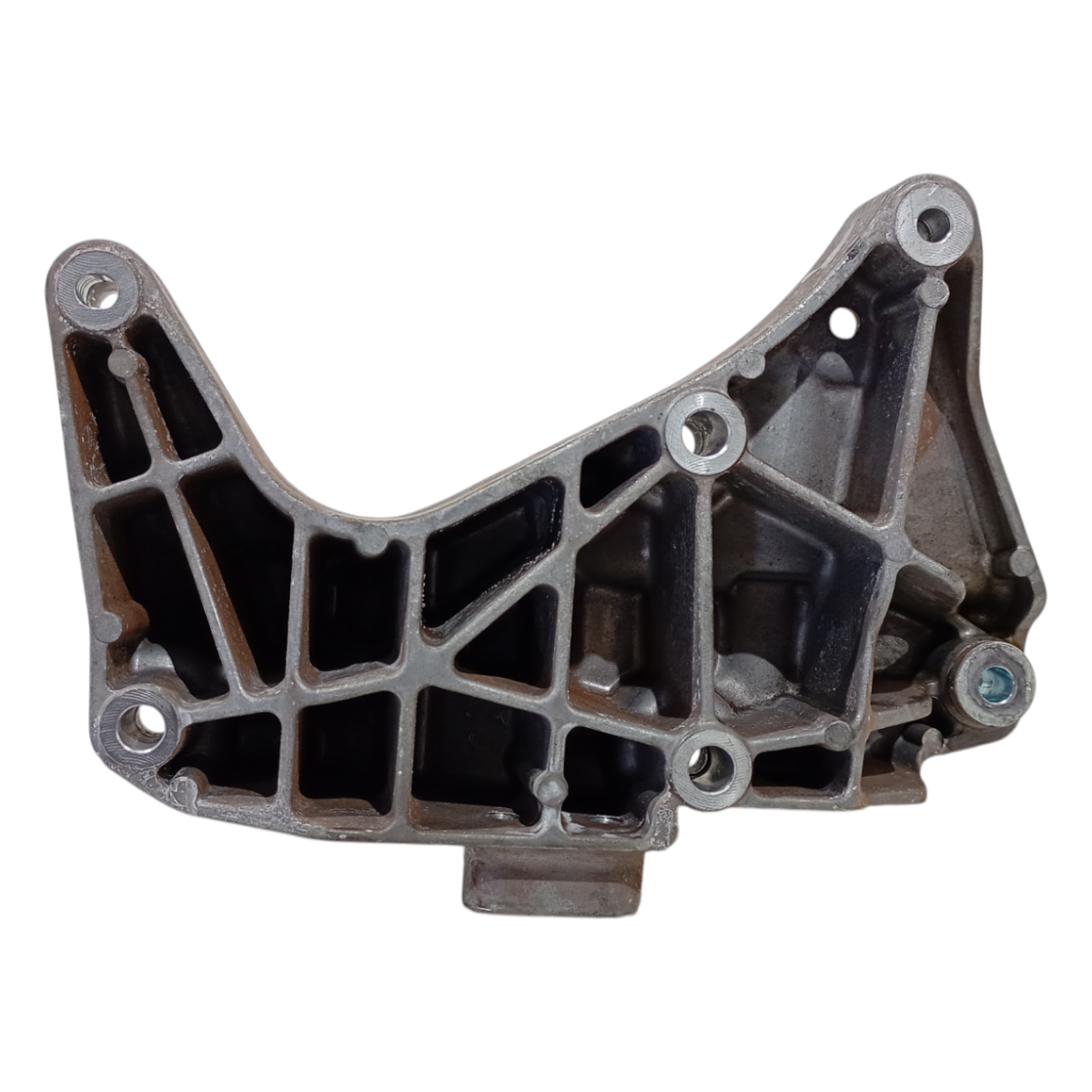 Suporte Alternador Volvo Xc60 T5 2.0 2013 2014 2015 16 2017 4