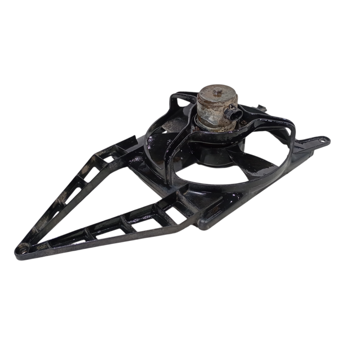 Ventoinha Radiador Defletor Gm Corsa Wind 98 99 2000 3