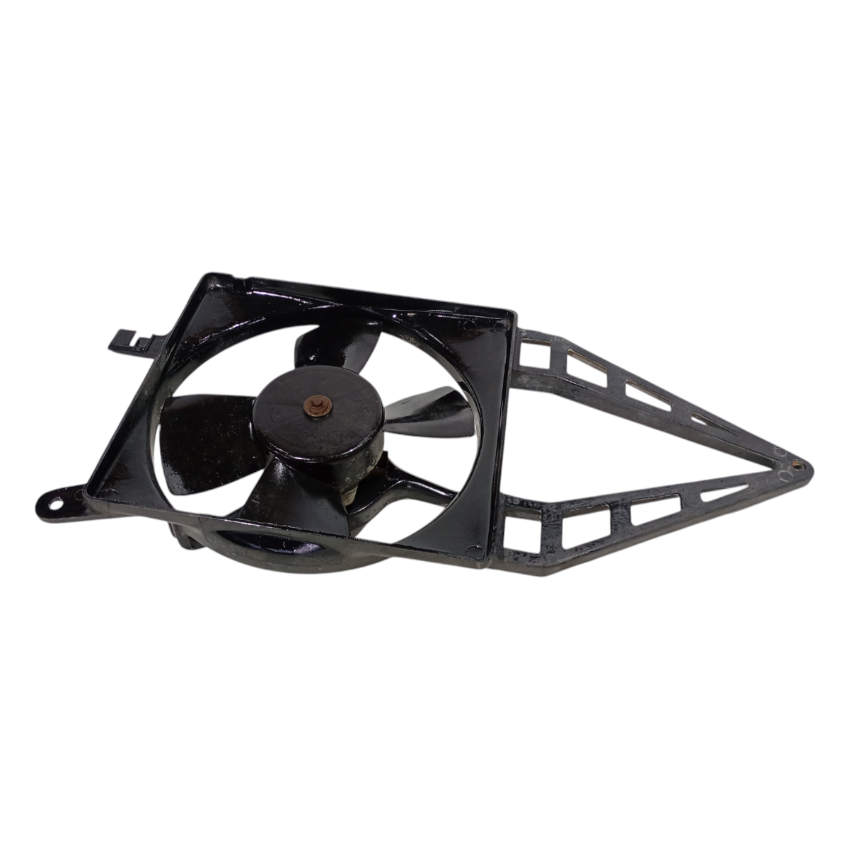 Ventoinha Radiador Defletor Gm Corsa Wind 98 99 2000 4