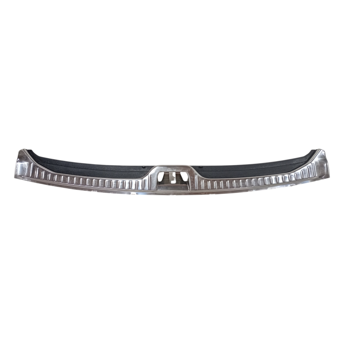 soleira traseiro porta malas volvo xc60 2013/2014/2017 8