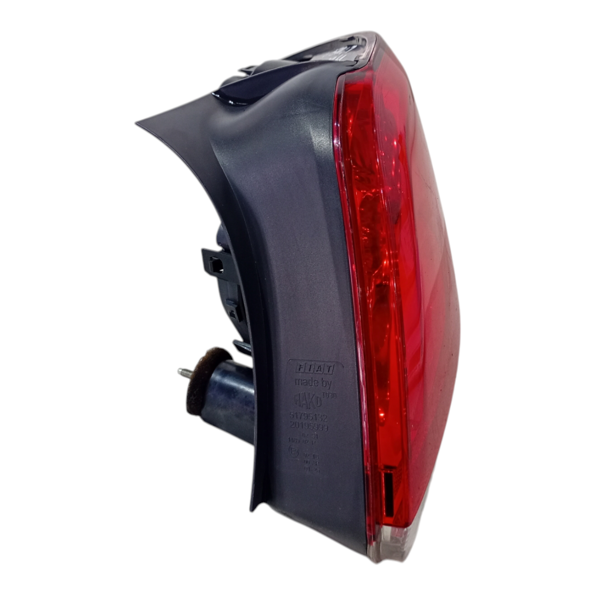 farol lanterna traseiro direito  FIAT LINEA 2009 a 2012 3