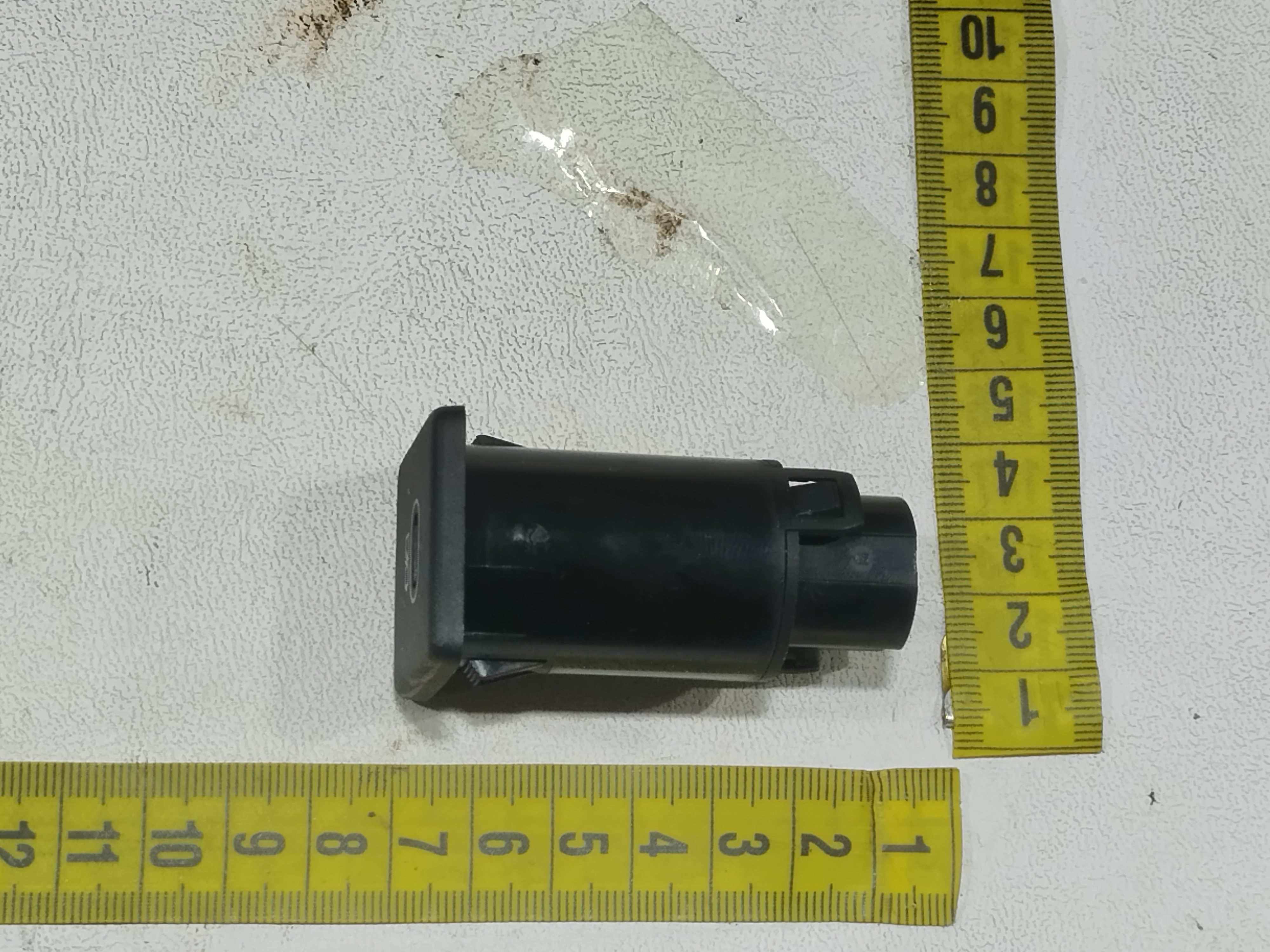 Entrada USB land rover Discovery Sport 2022 2024 7
