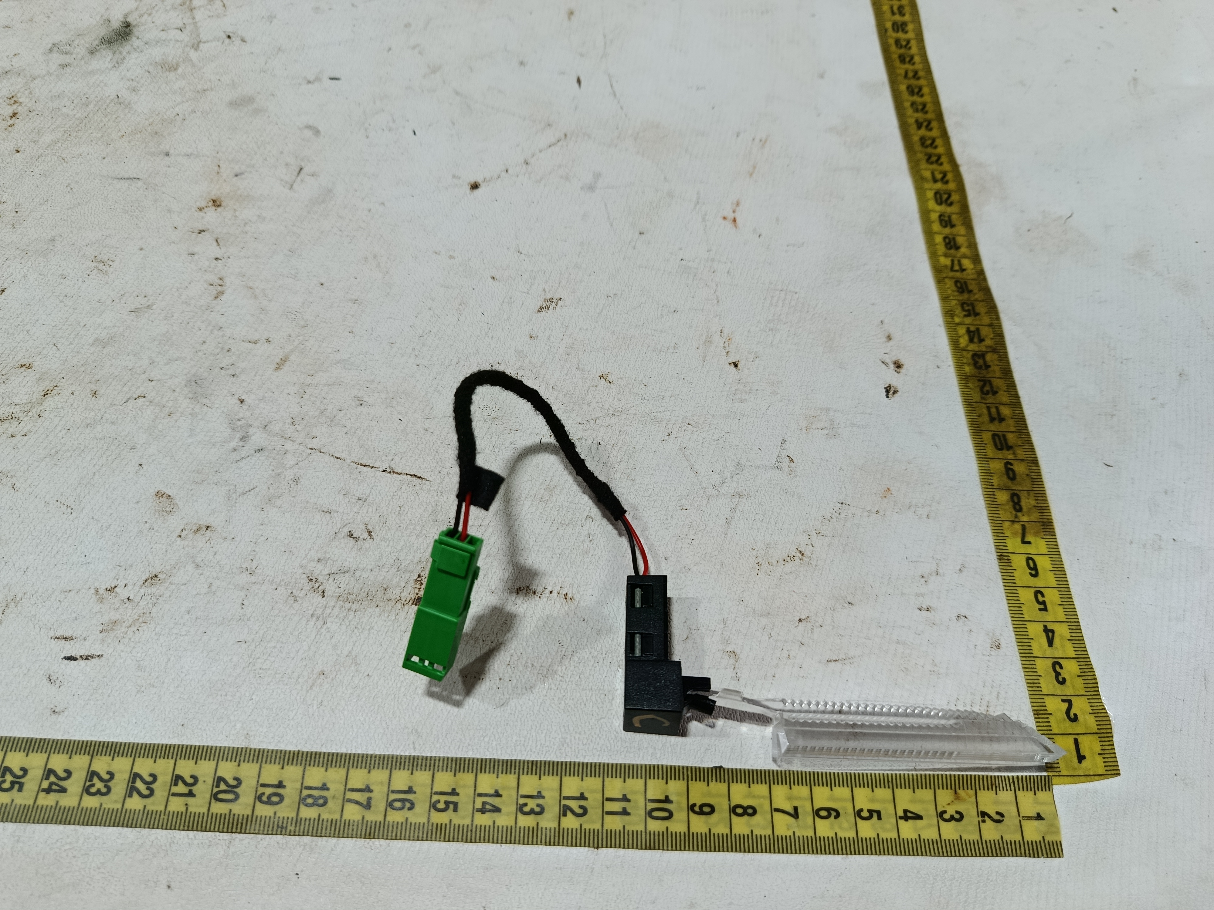 luz cortesia console Land Rover Discovery Sport 2022 7