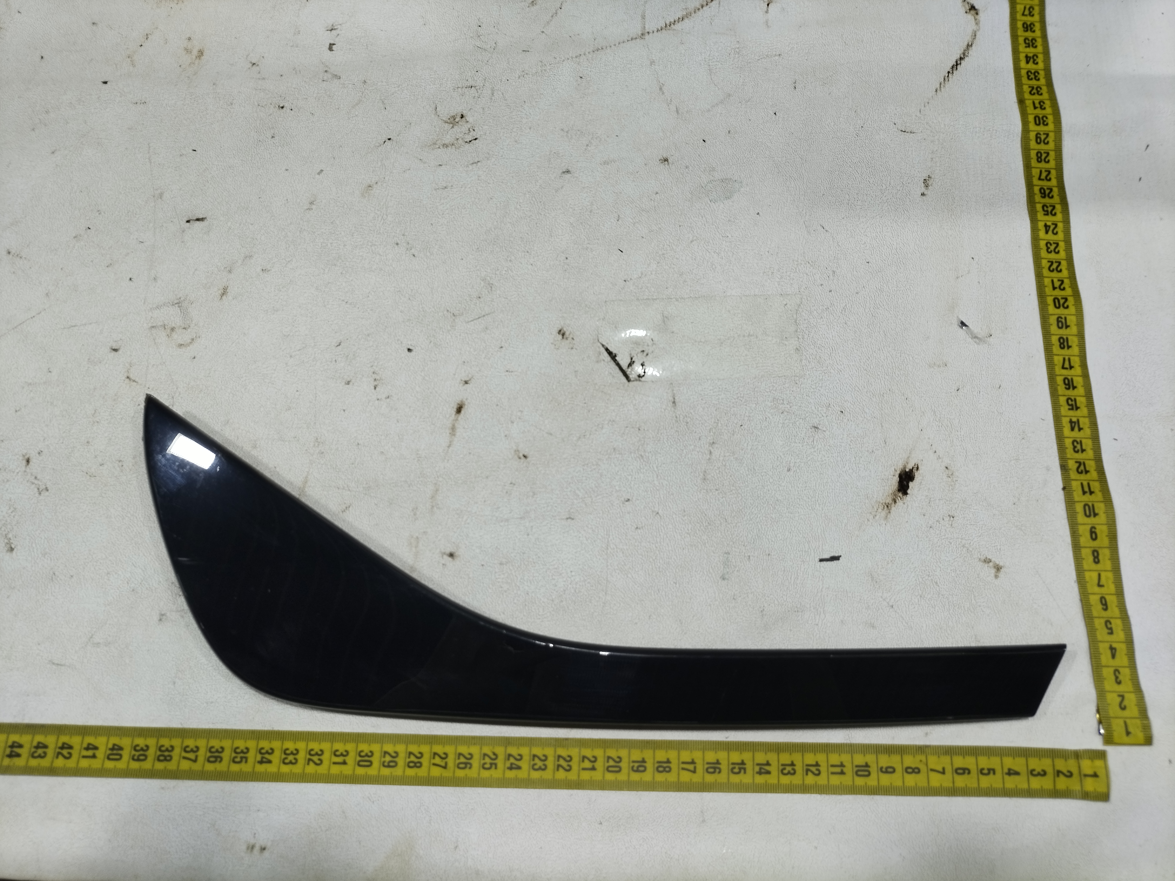 moldura exter porta traseira Esque Discovery Sport 2020 2022 7