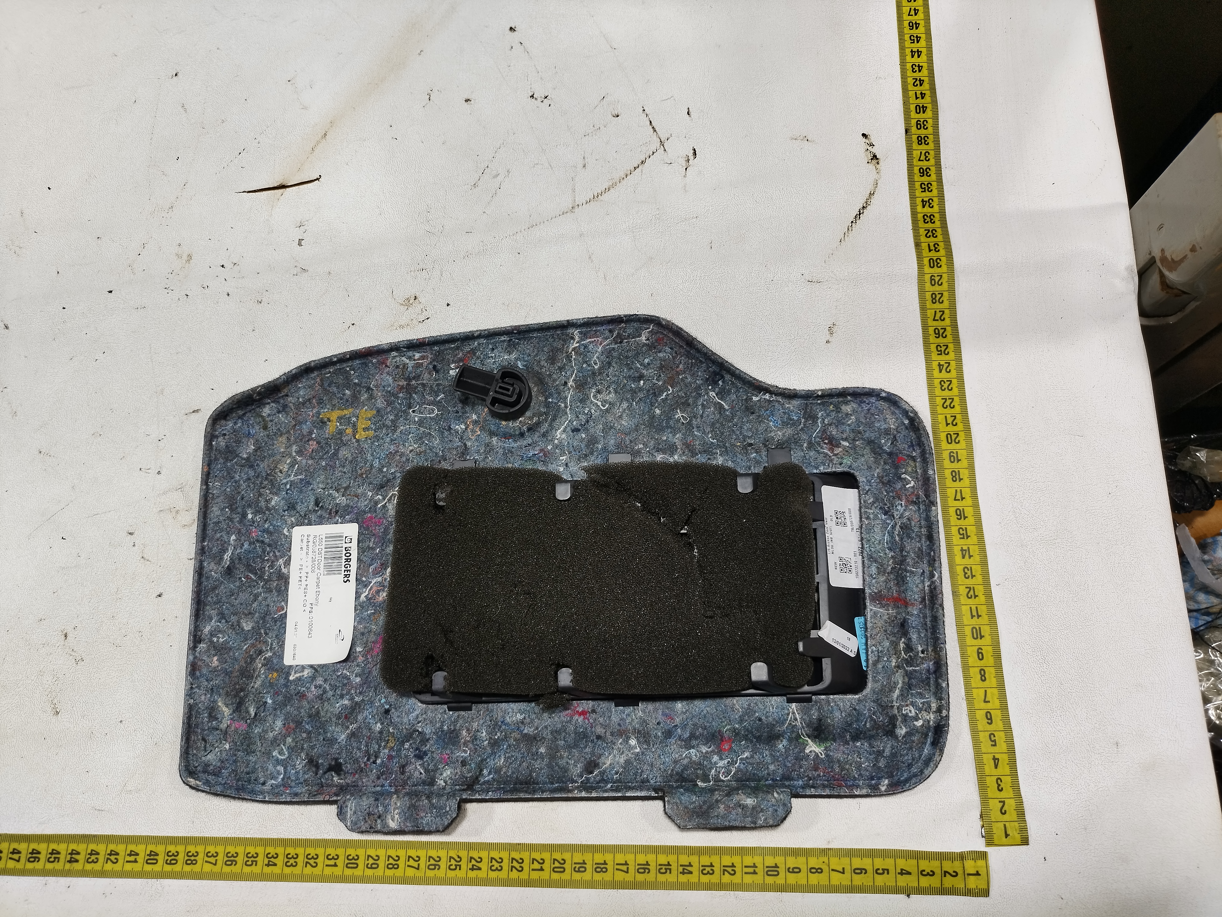 Tampa esquerda Forro porta malas Discovery Sport 2022 8