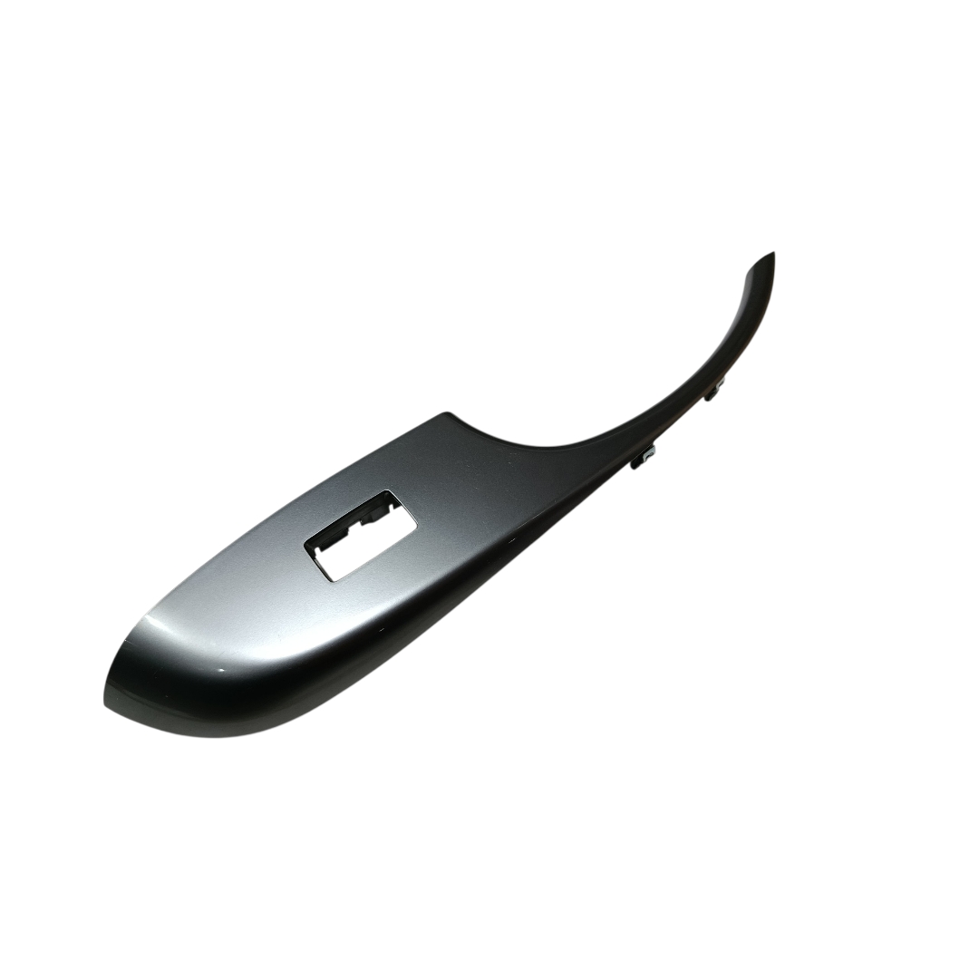 Moldura botão vidro dianteiro direita Byd Dolphin GS 2024 25